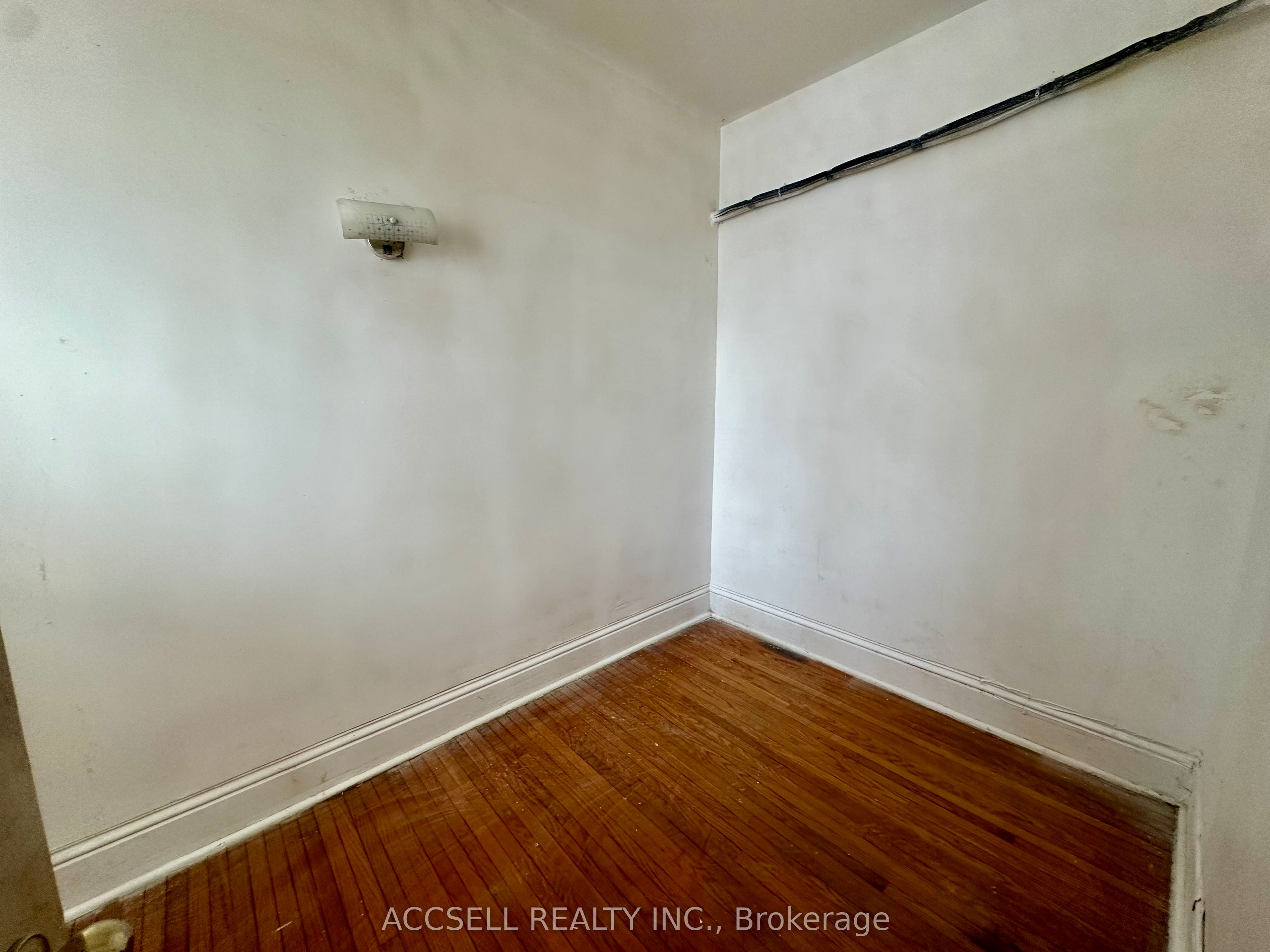 20 Hill Street Property Photo 9