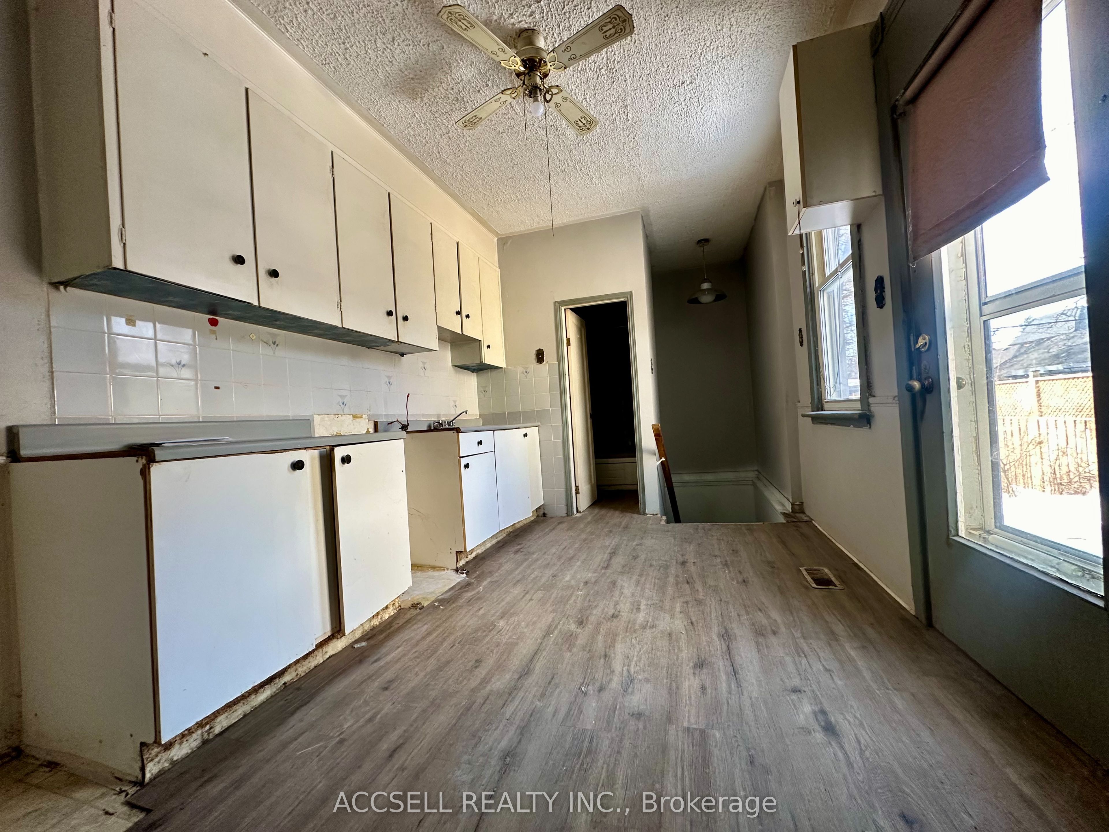 20 Hill Street Property Photo 11