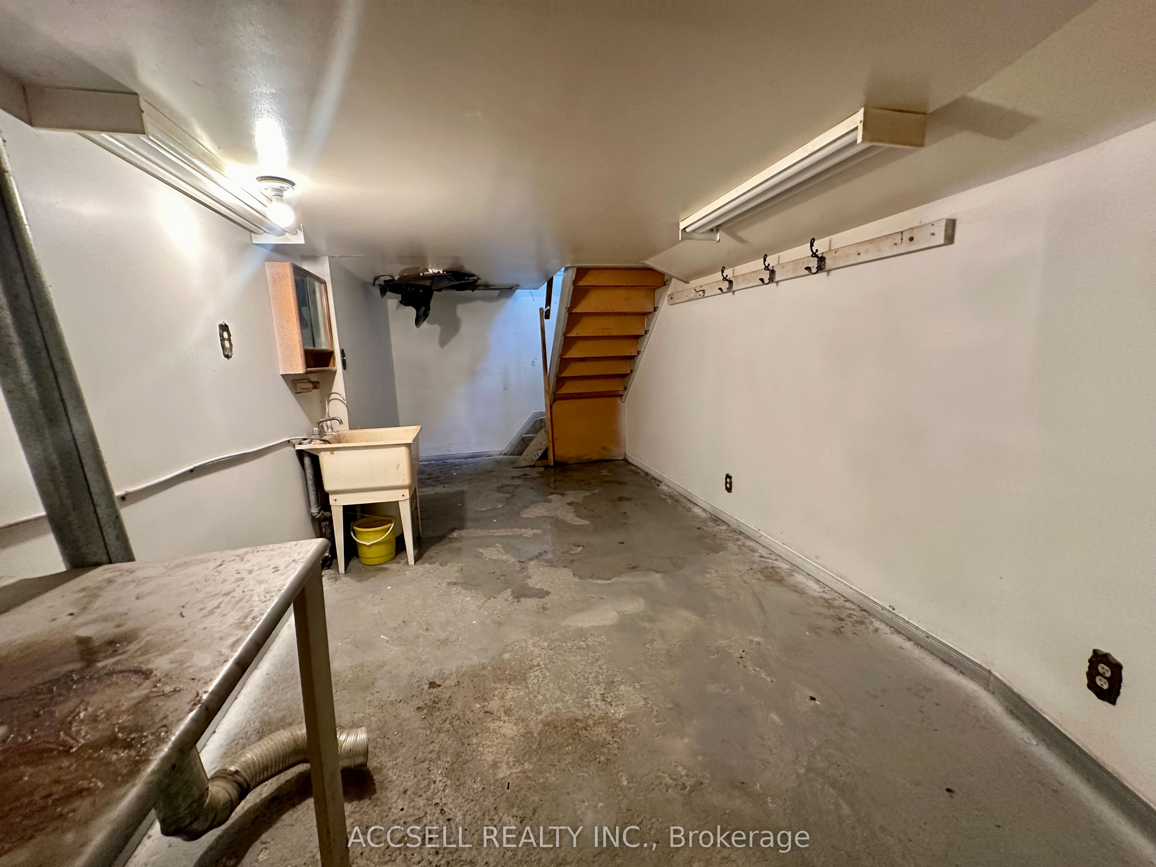 20 Hill Street Property Photo 14