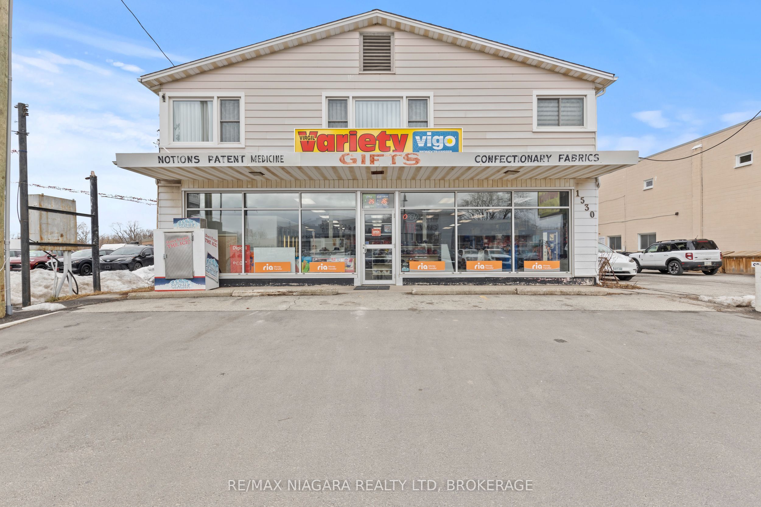 1530 Niagara Stone Road Property Photo 1