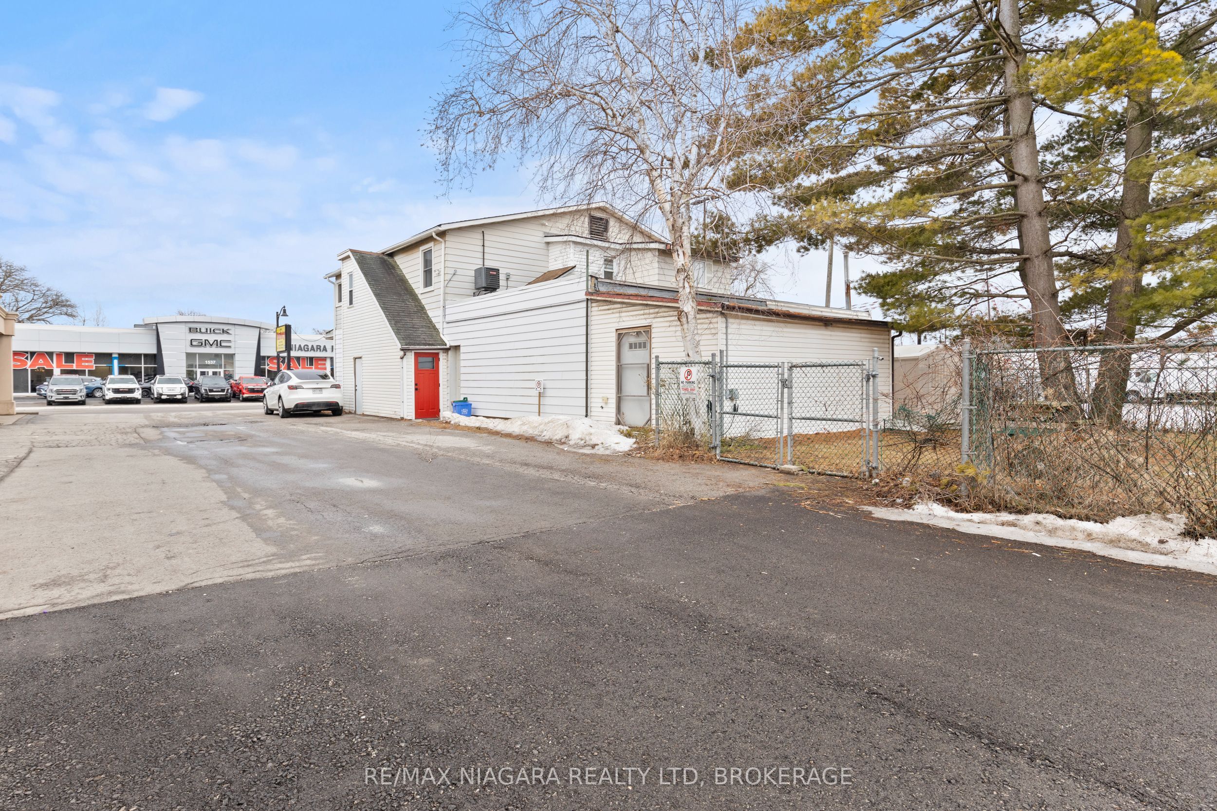 1530 Niagara Stone Road Property Photo 4