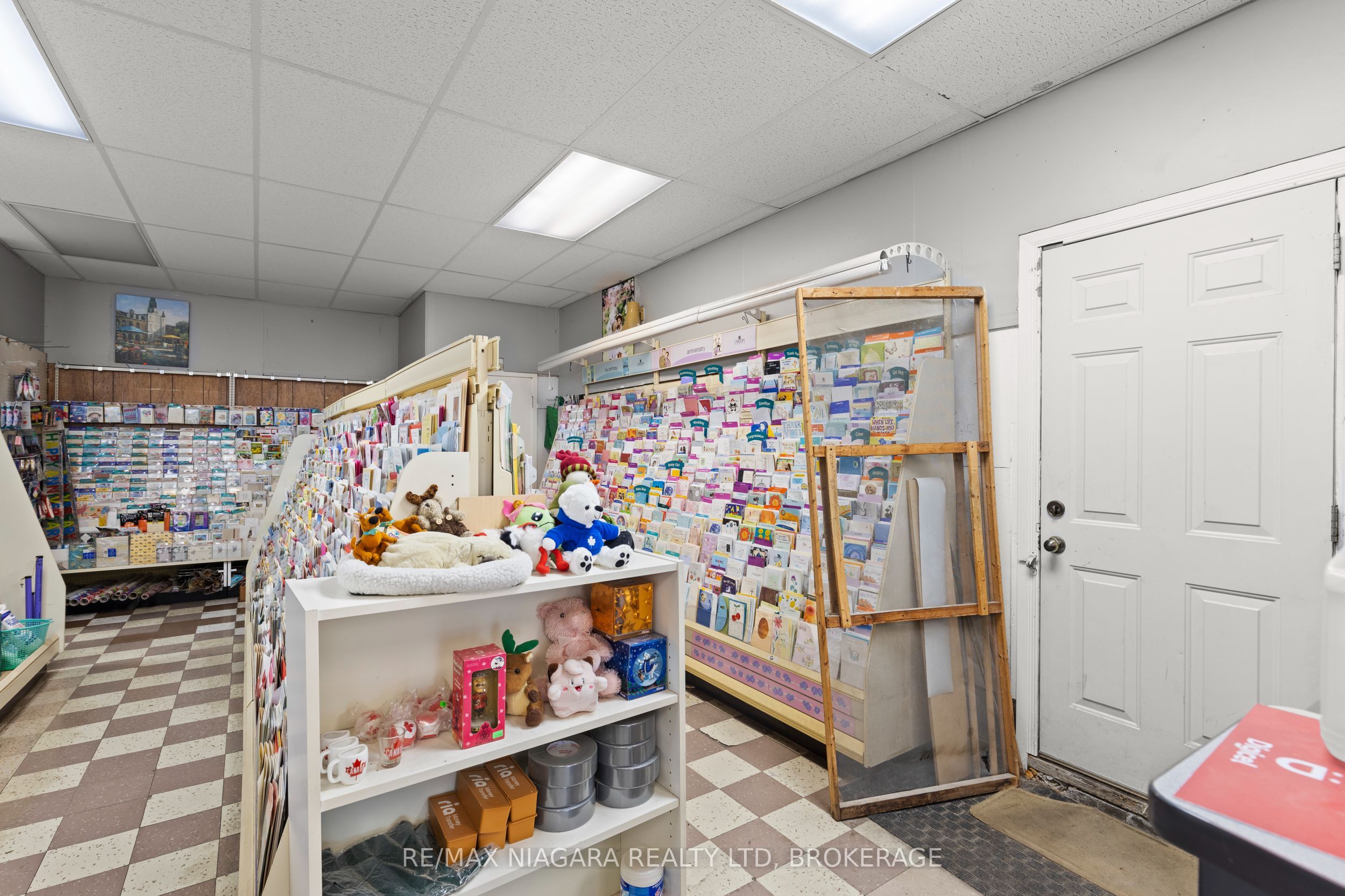 1530 Niagara Stone Road Property Photo 13