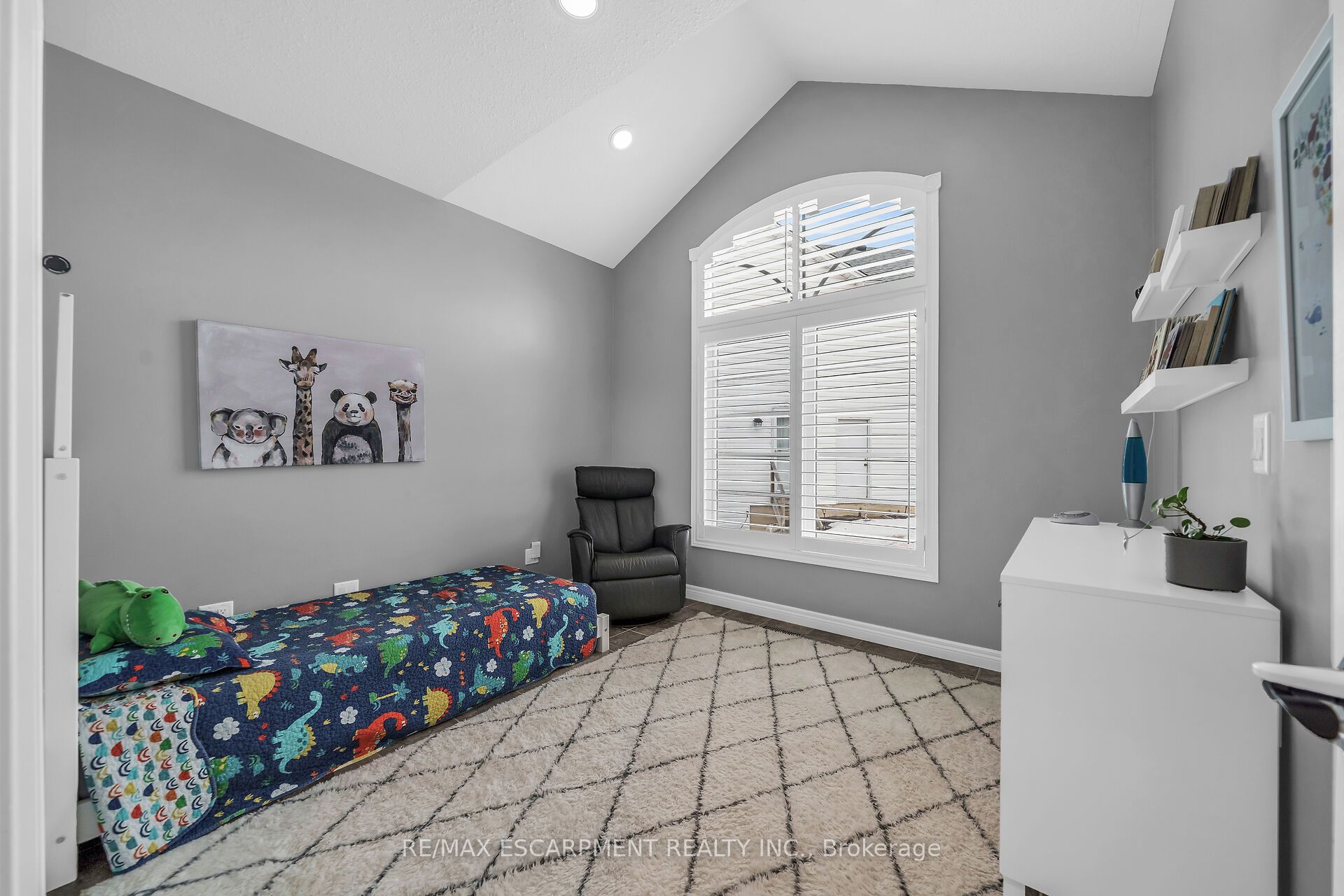 92 Celtic Drive Property Photo 13