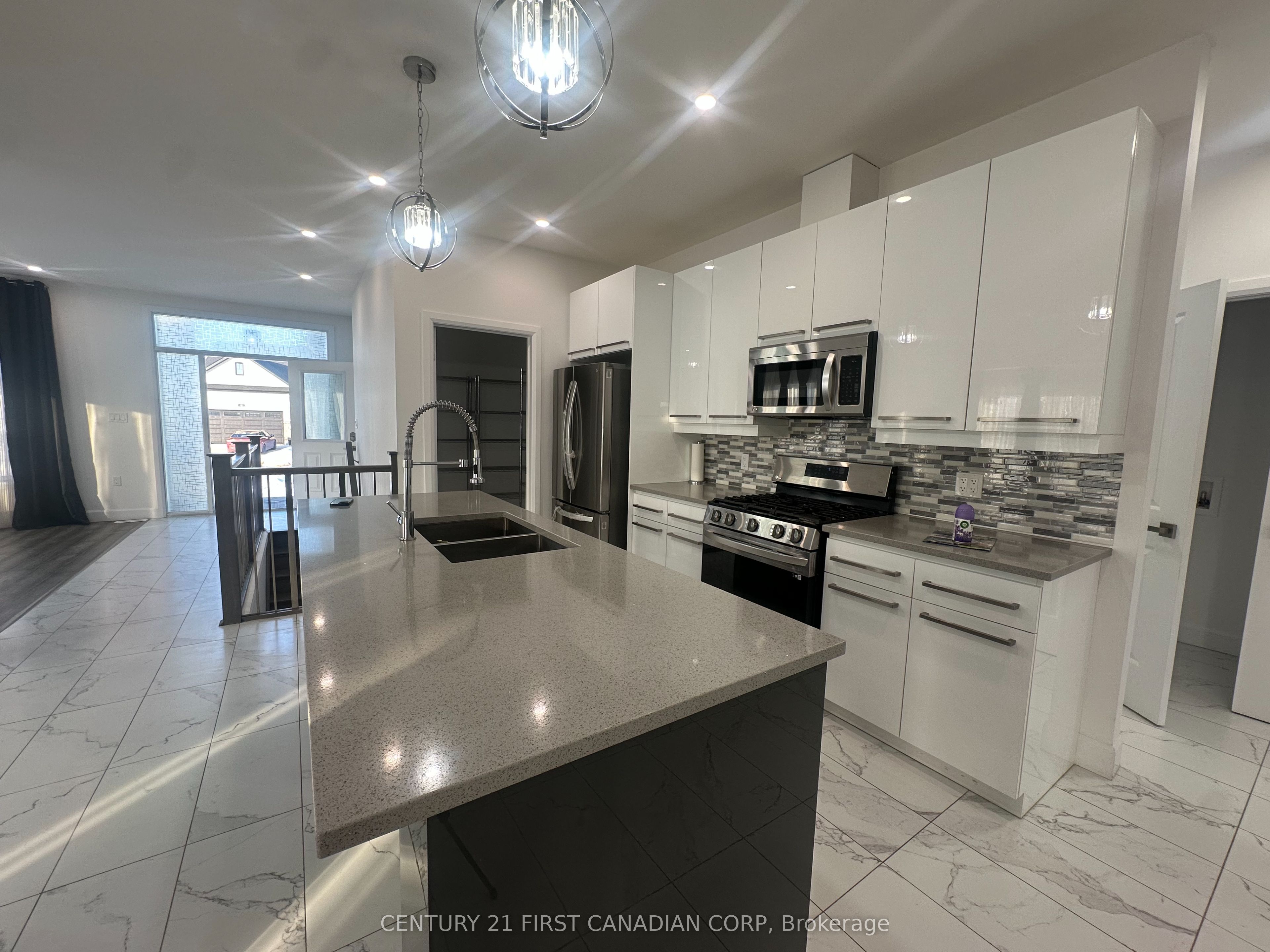 31 Brooklawn Drive Property Photo 12