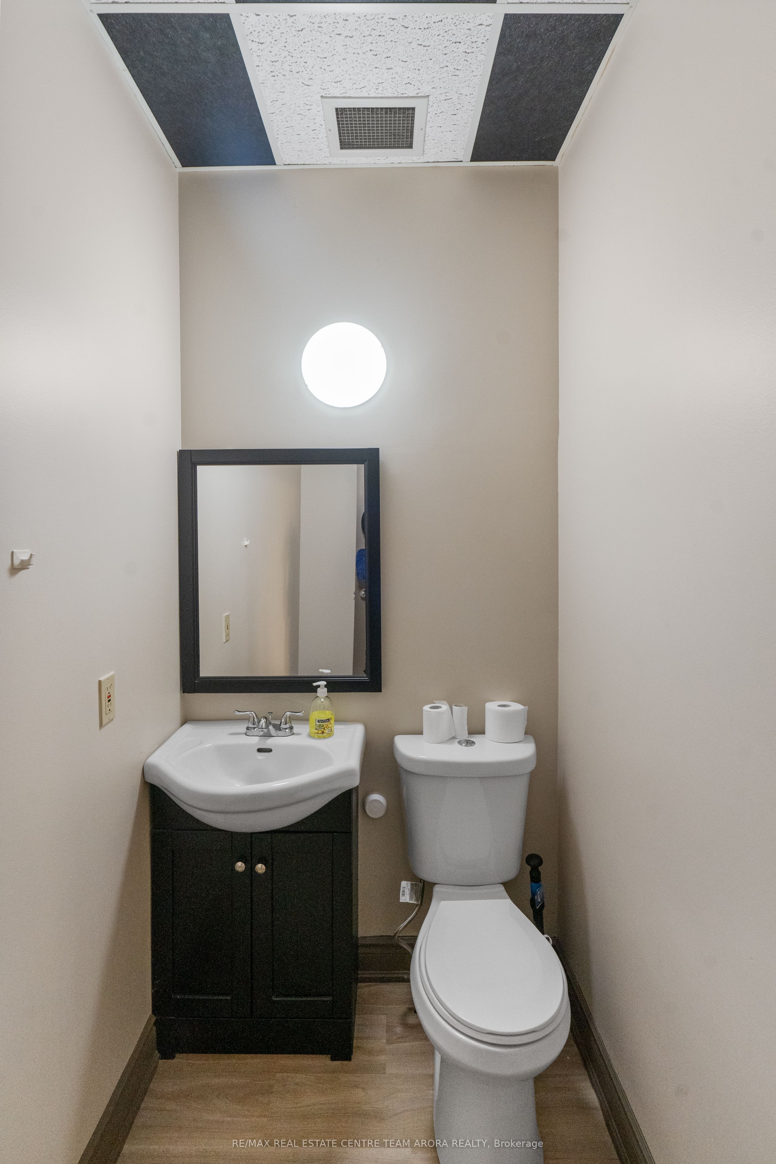 217 King Street Property Photo 19
