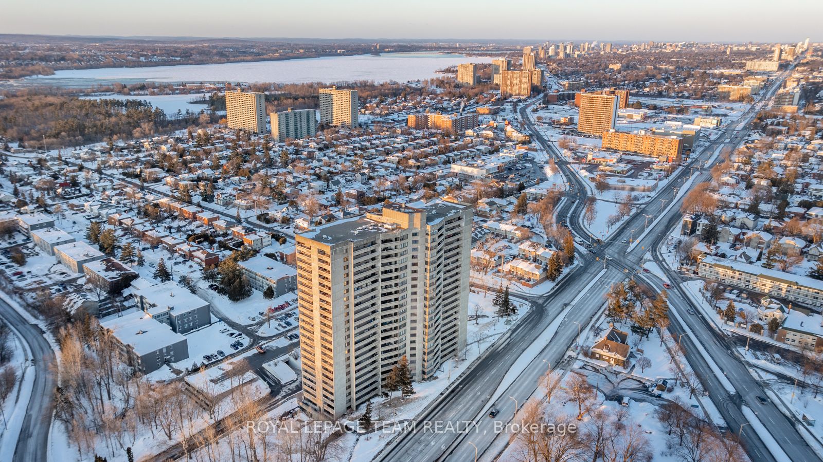 #2004 - 415 Greenview Avenue Property Photo 24