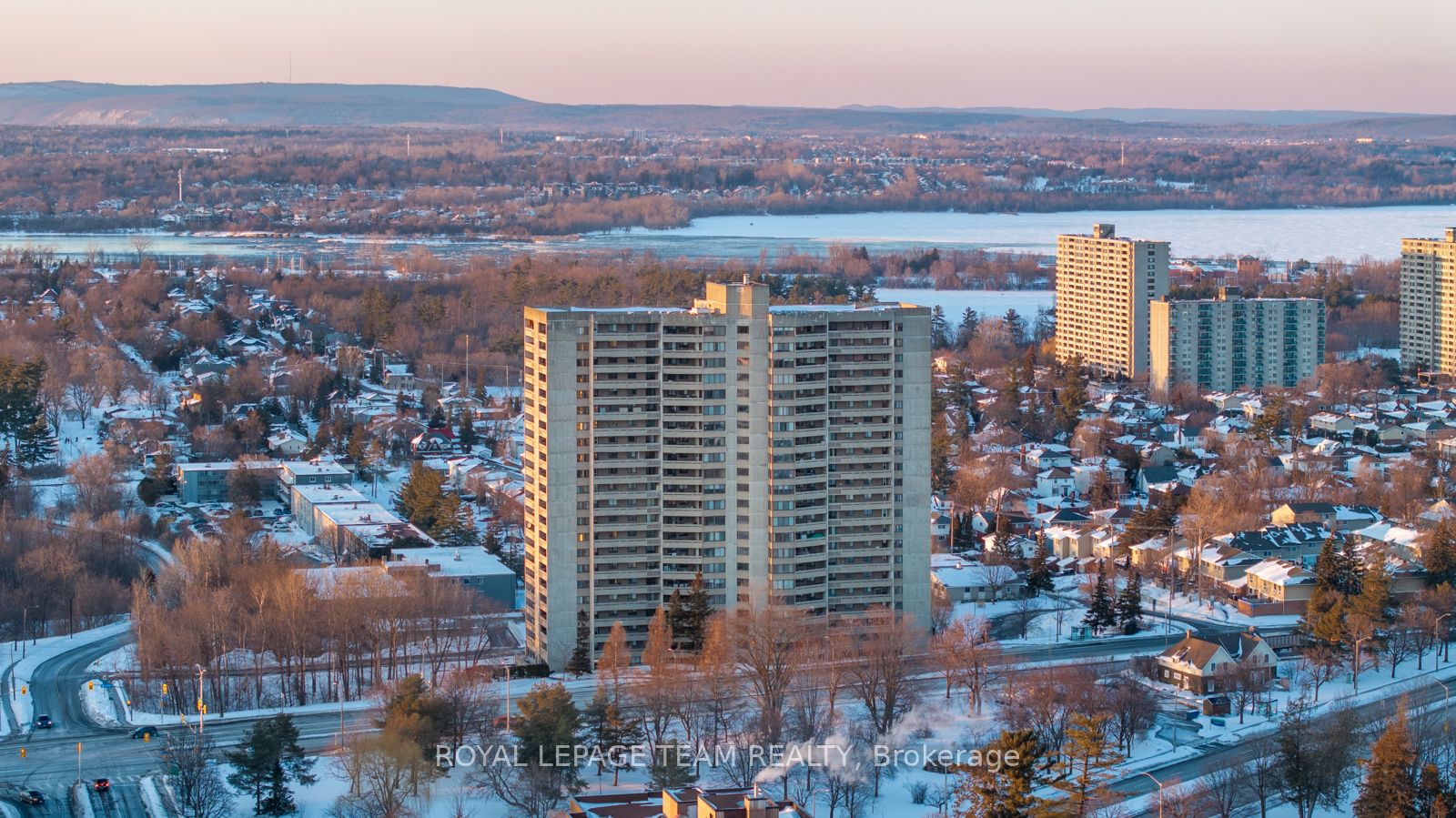 #2004 - 415 Greenview Avenue Property Photo 26