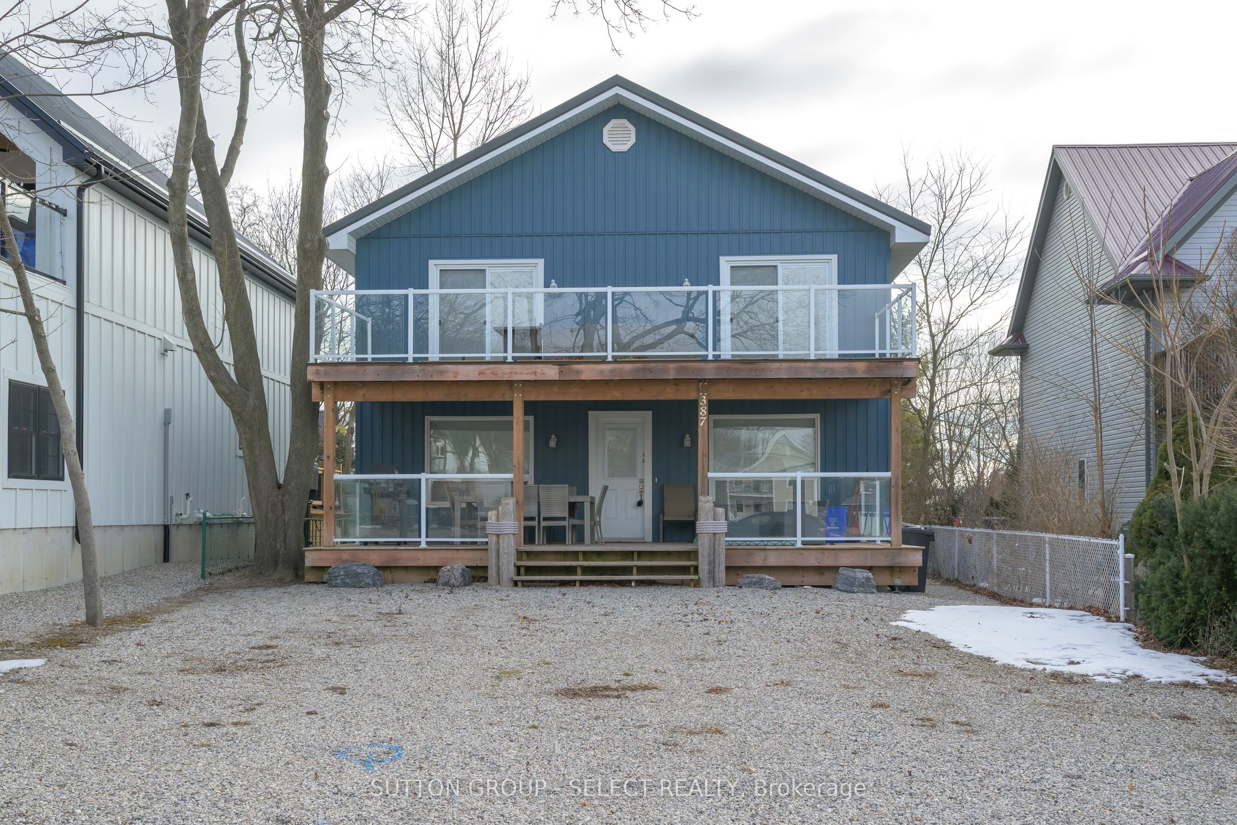 387 Stanley Pk Drive Property Photo 1