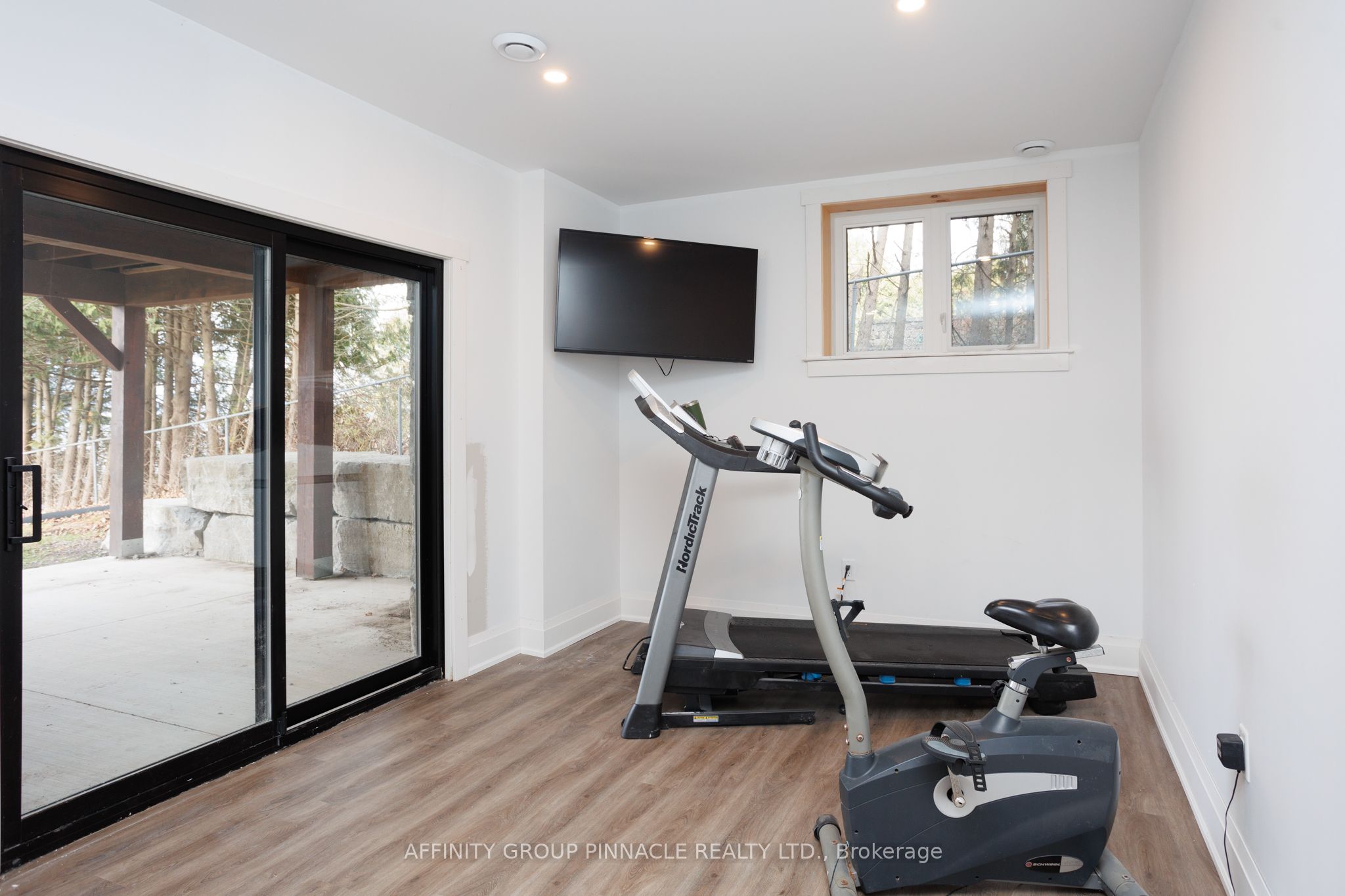 383 Snug Harbour Road Property Photo 29