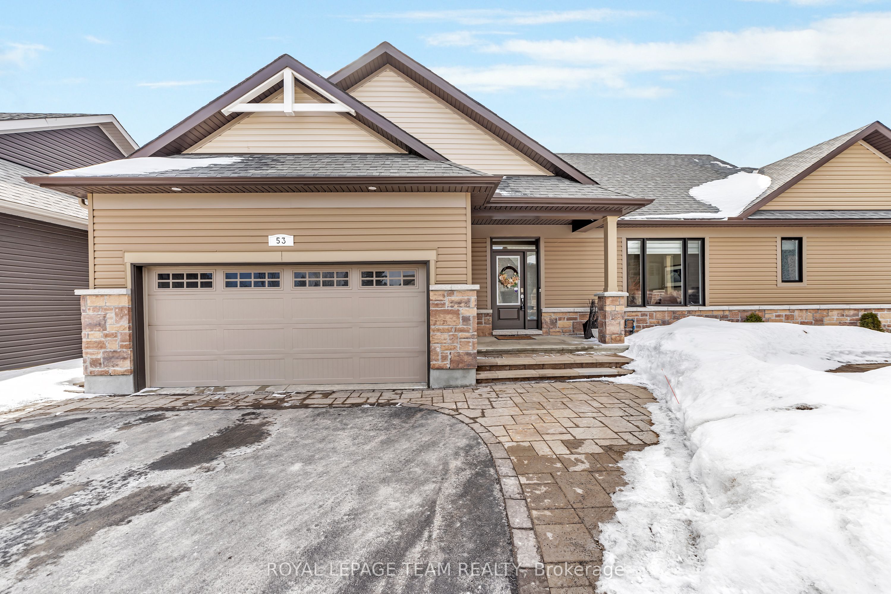 53 Magnolia Way Property Photo