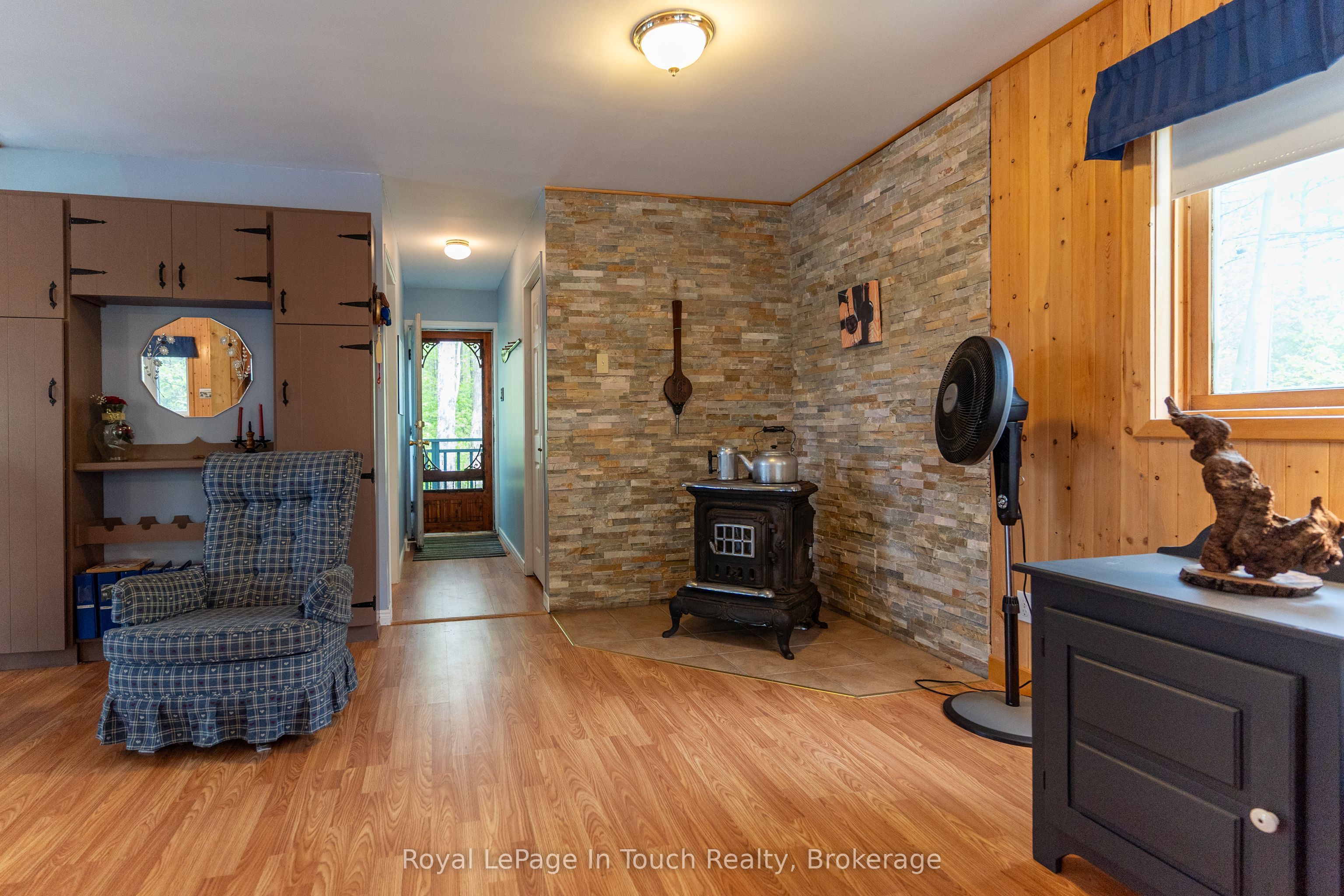 10080 Georgian Bay Shore N/a Property Photo 12