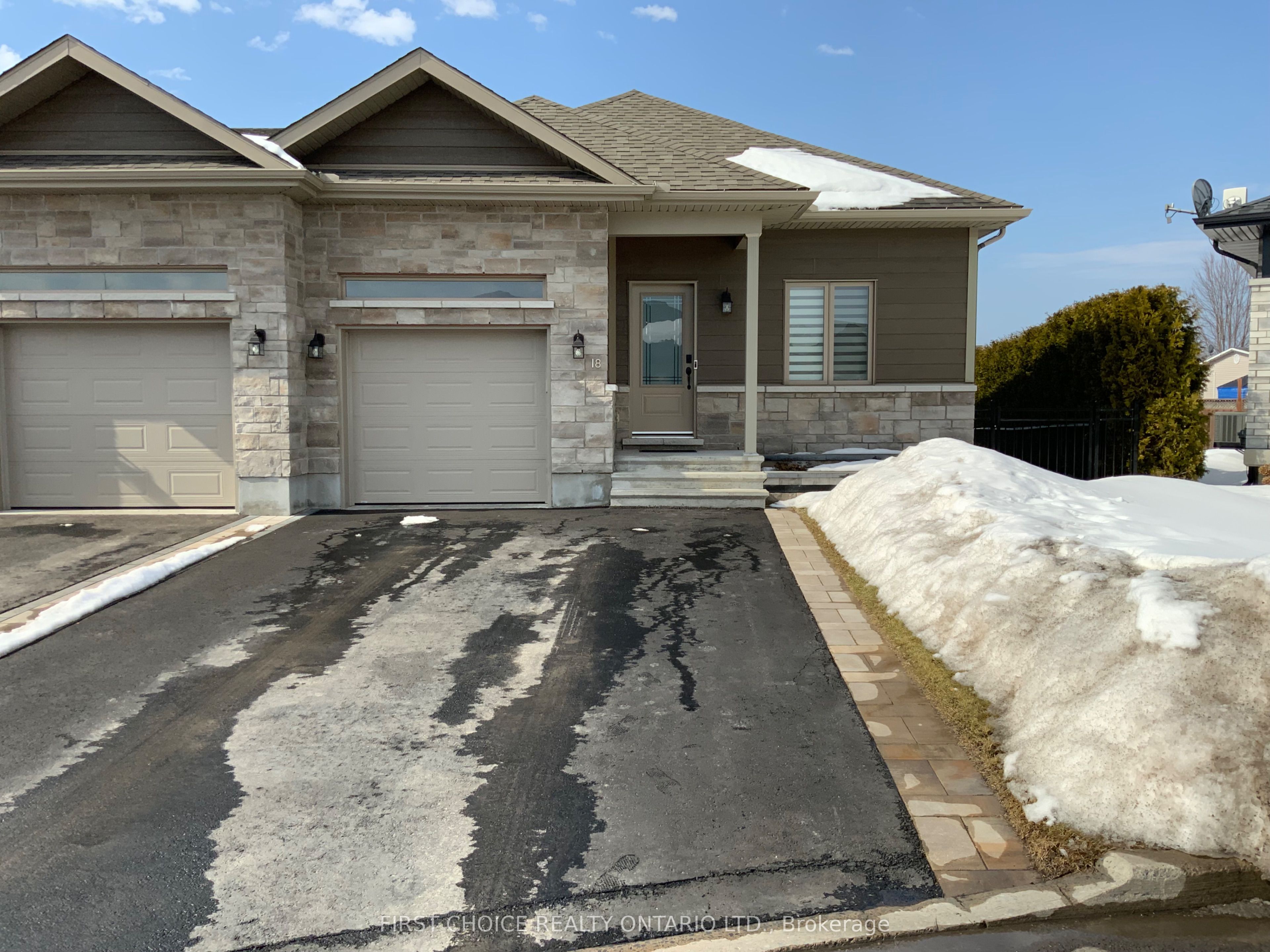 18 Julien Street Property Photo