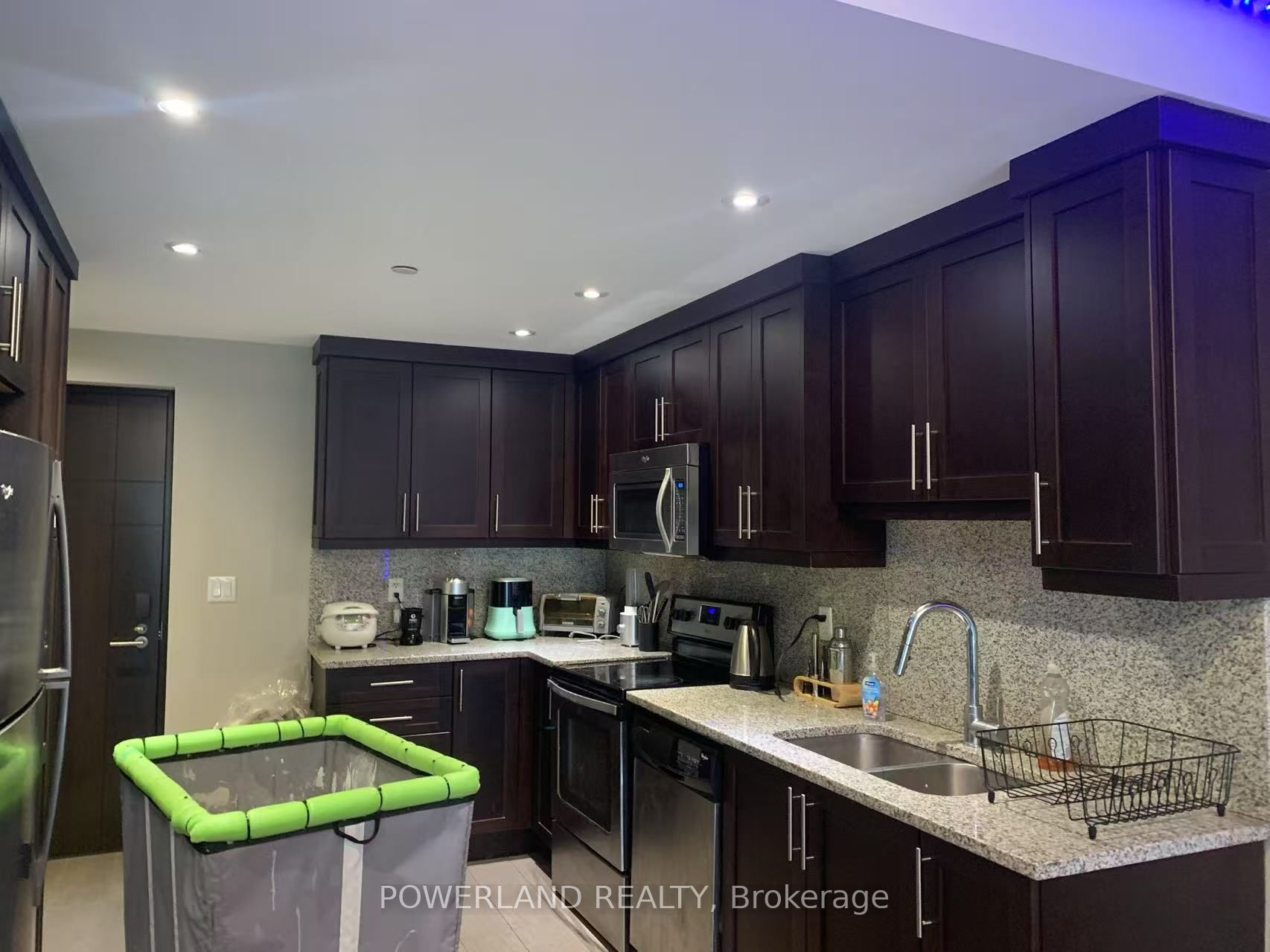#408 - 1235 Richmond Street Property Photo 2