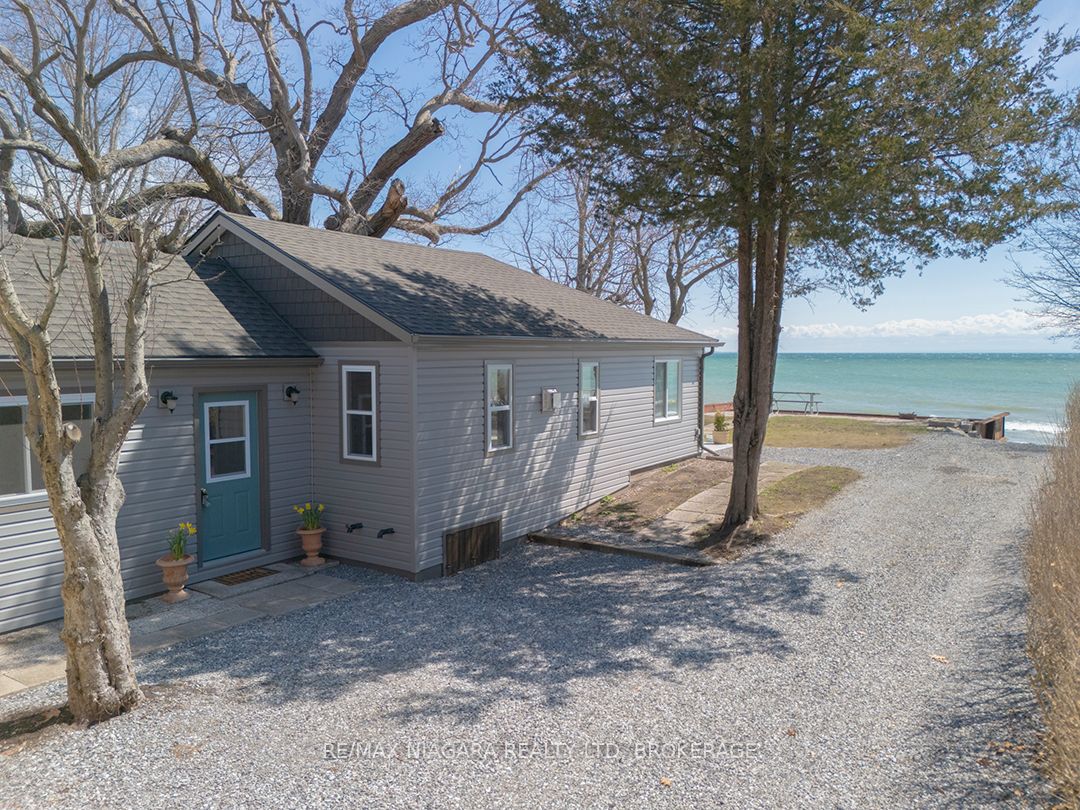 11215 Harbourview Road Property Photo