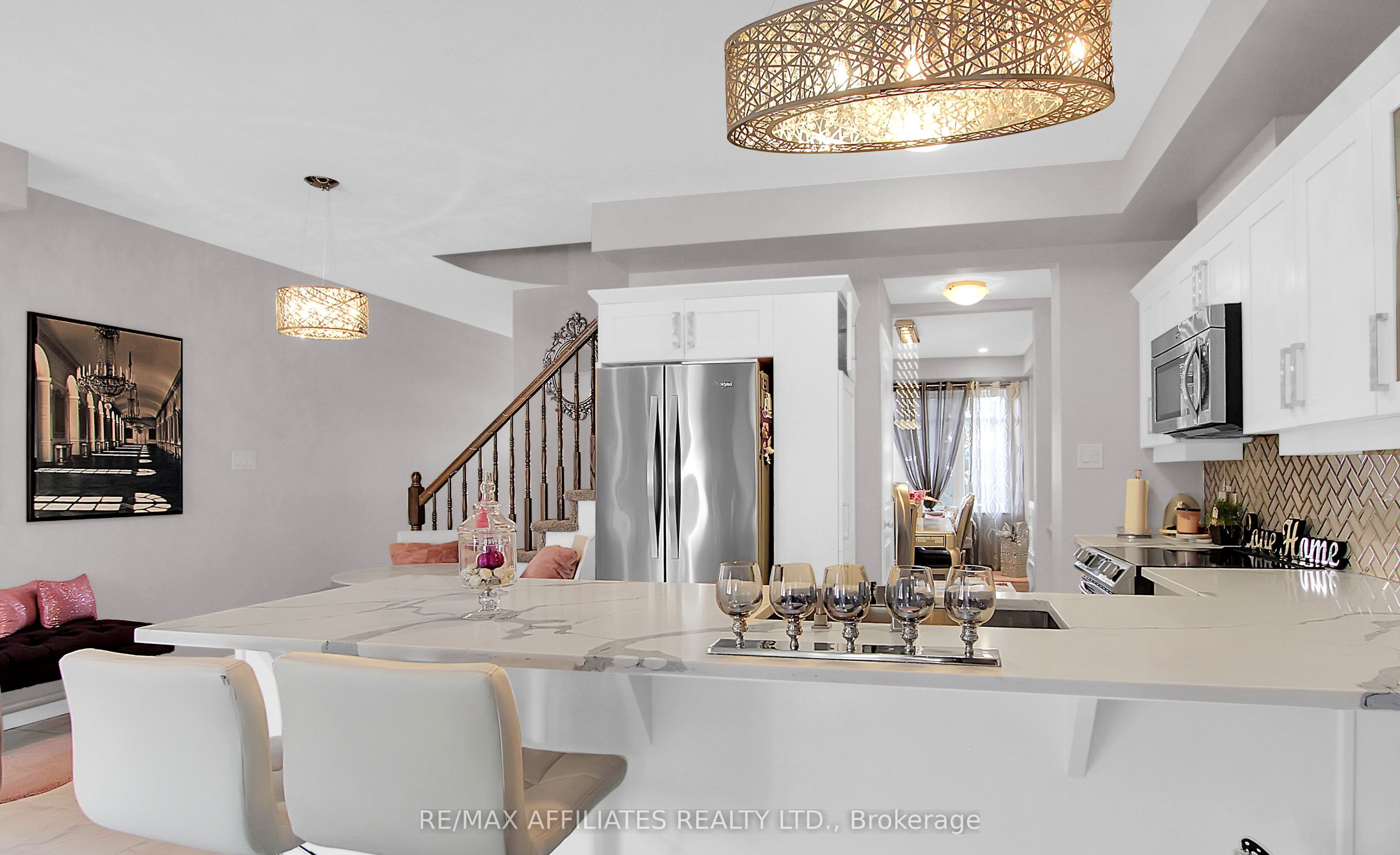246 Longfields Drive Property Photo 8
