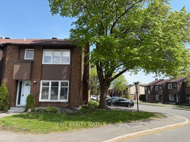 K1j 8m8 Real Estate Listings Main Image