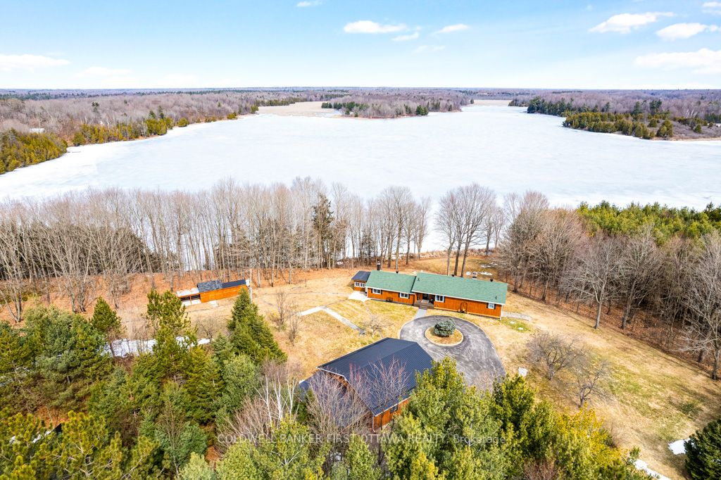 4772 Briton-houghton Bay Road Property Photo