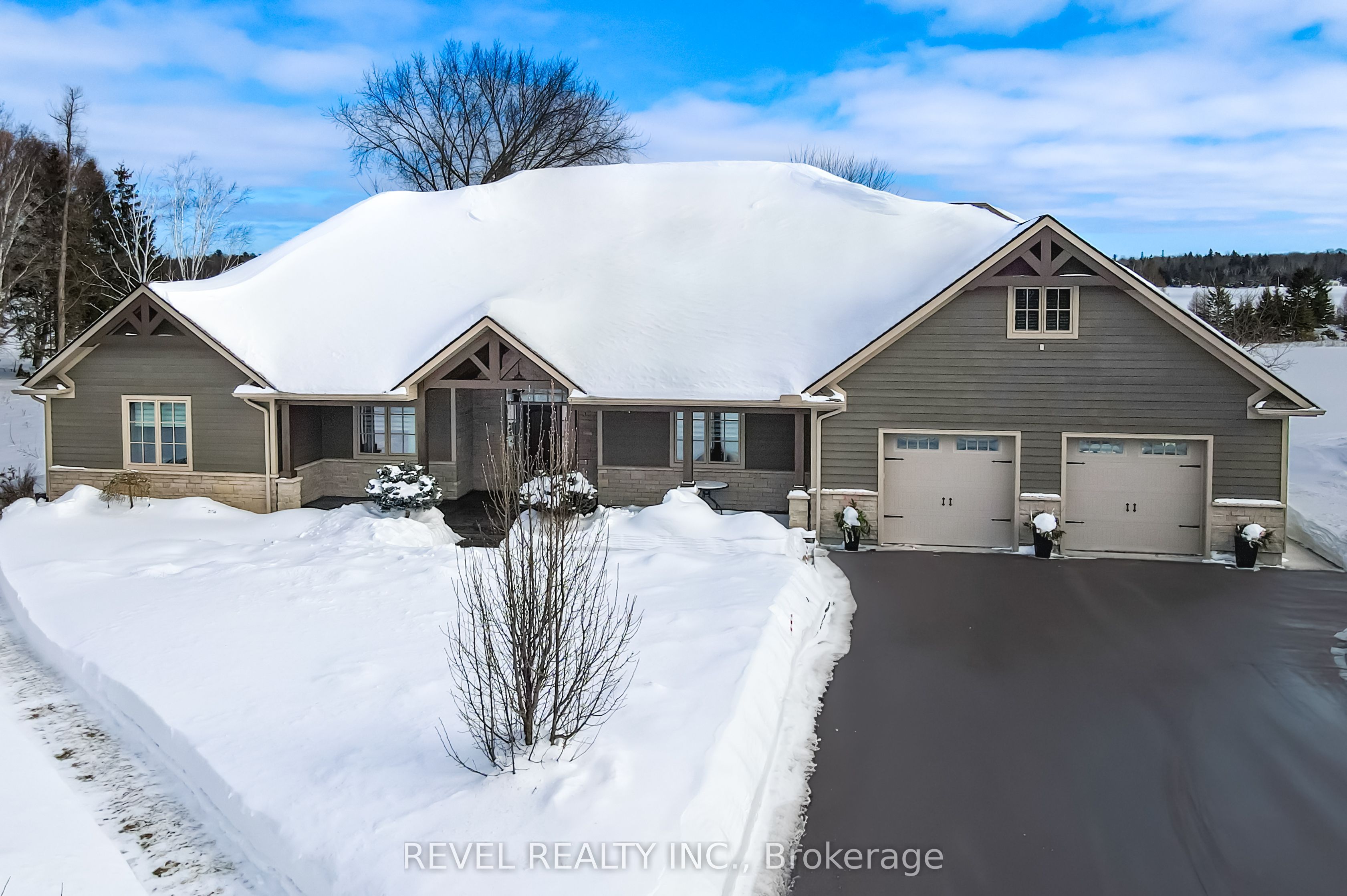 313 Rabys Shore Drive Property Photo 2
