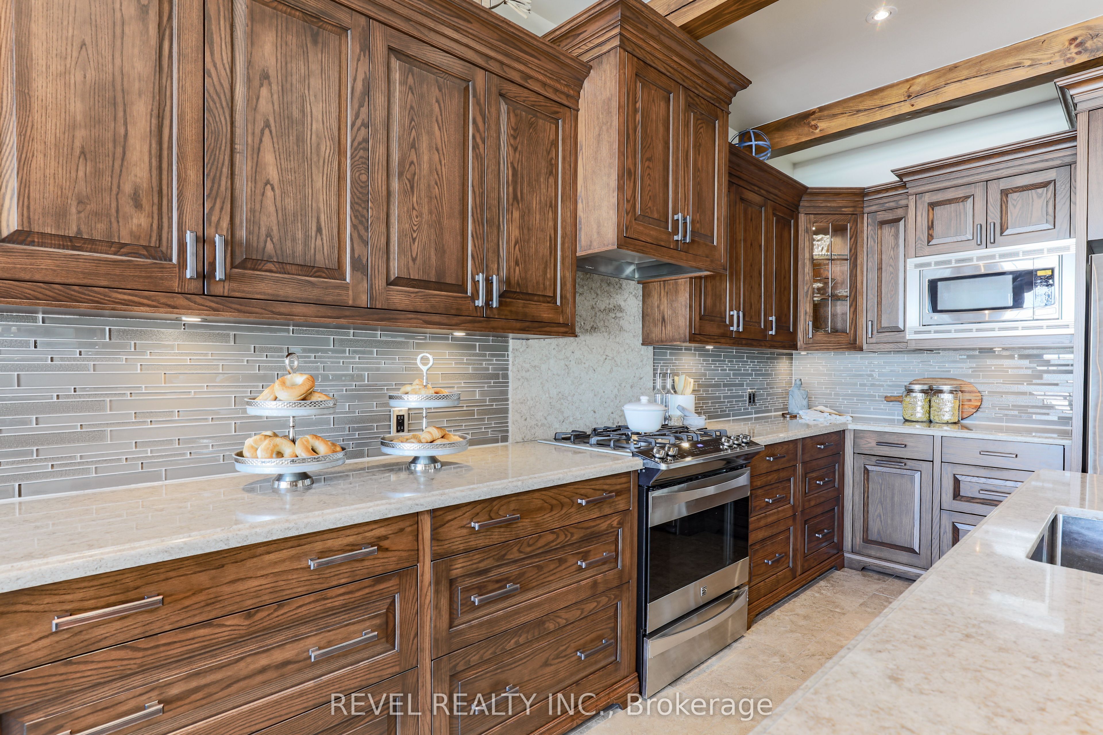 313 Rabys Shore Drive Property Photo 12