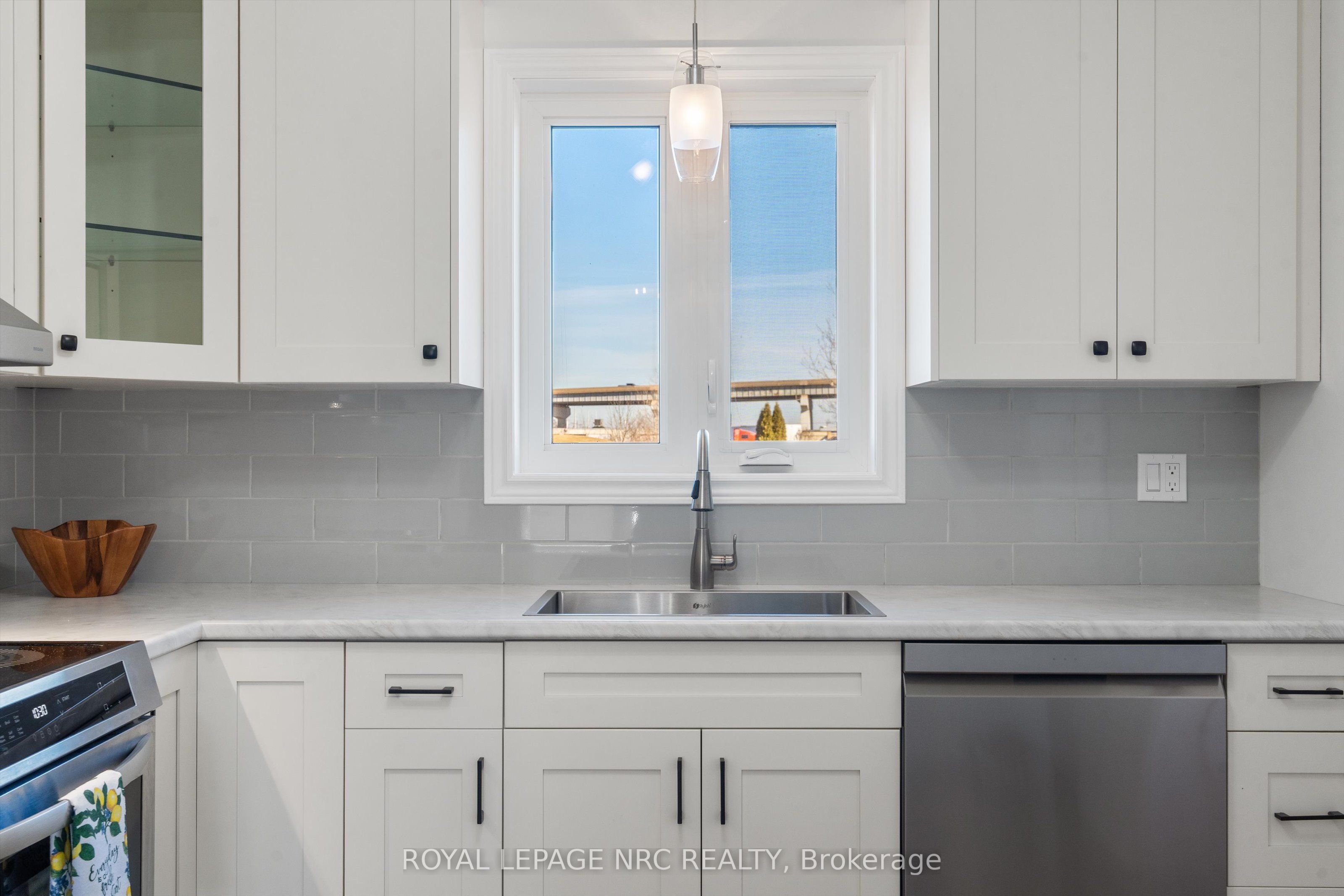 122 Bunting Road 92 Property Photo 14