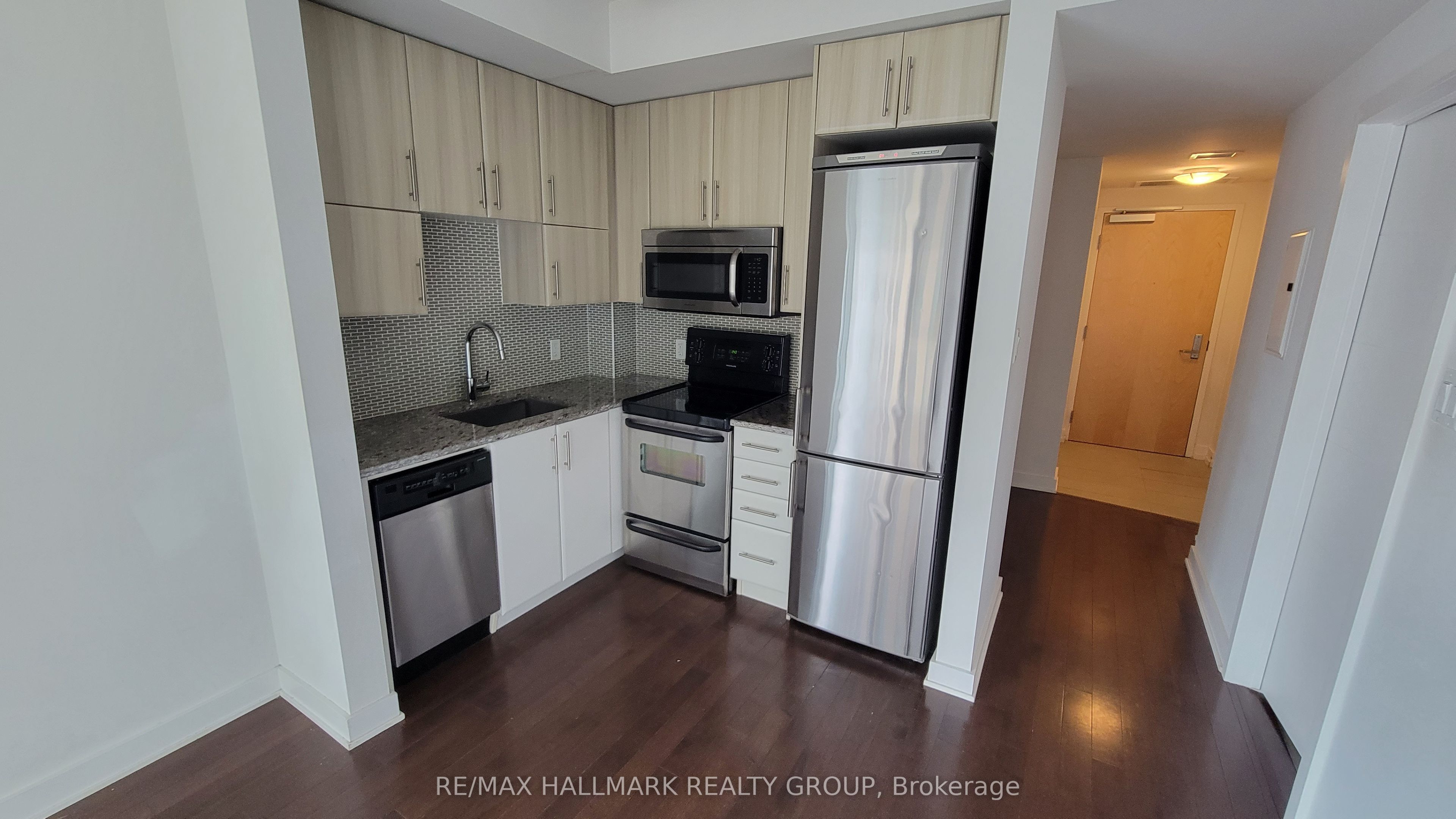 #705 - 179 Metcalfe Street Property Photo 4