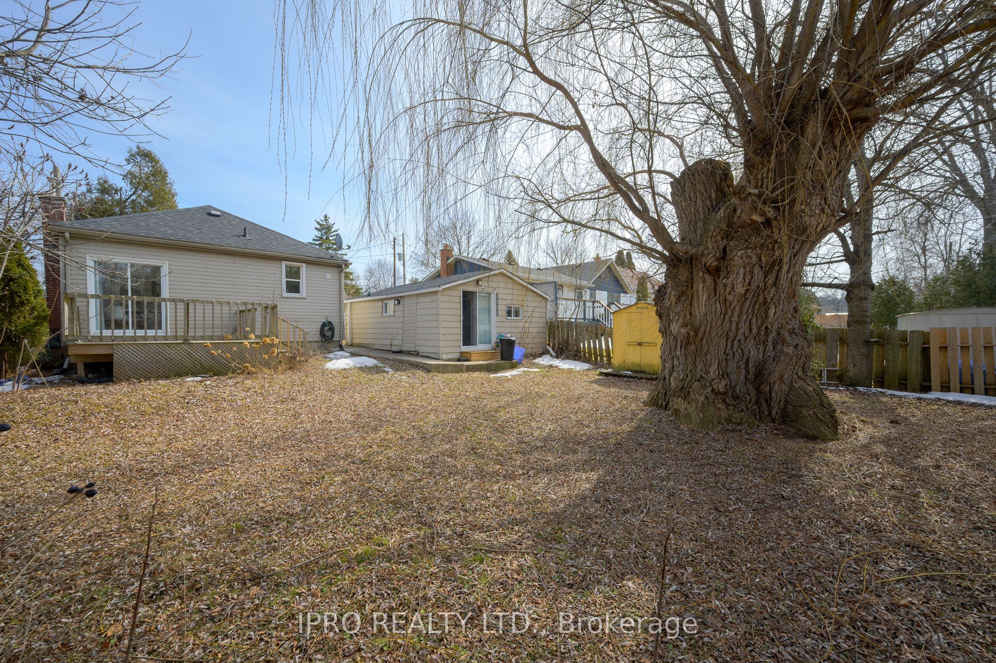 238 West 19th Street Property Photo 38