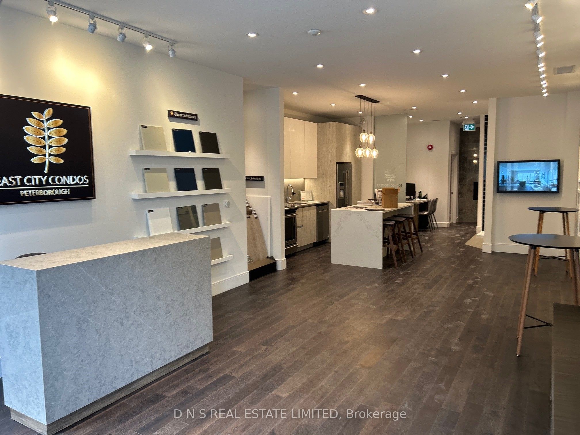 447 George Street Property Photo 4
