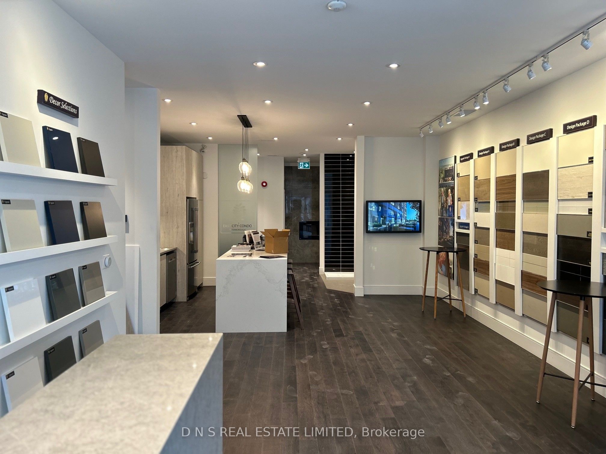 447 George Street Property Photo 5