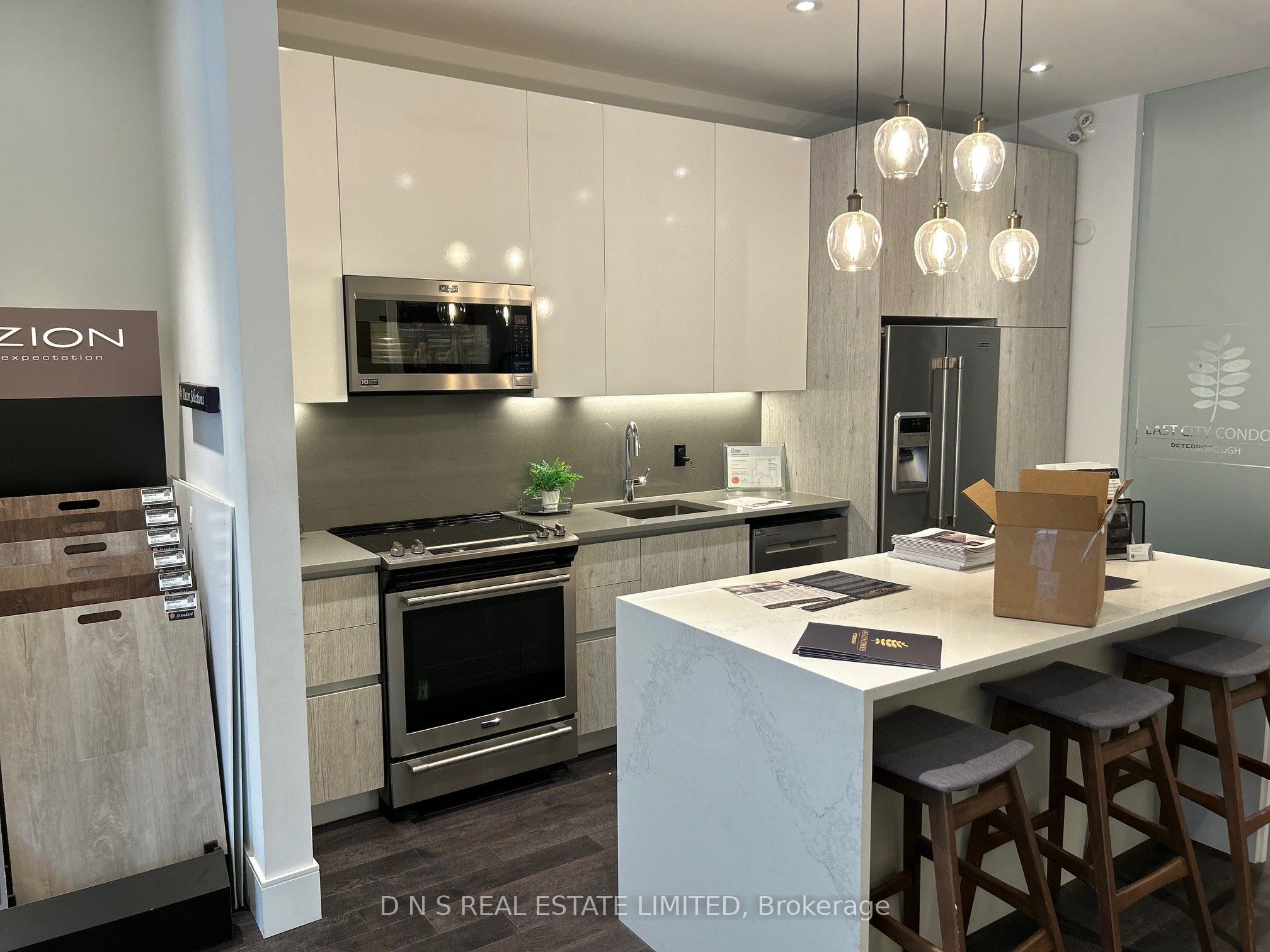 447 George Street Property Photo 7