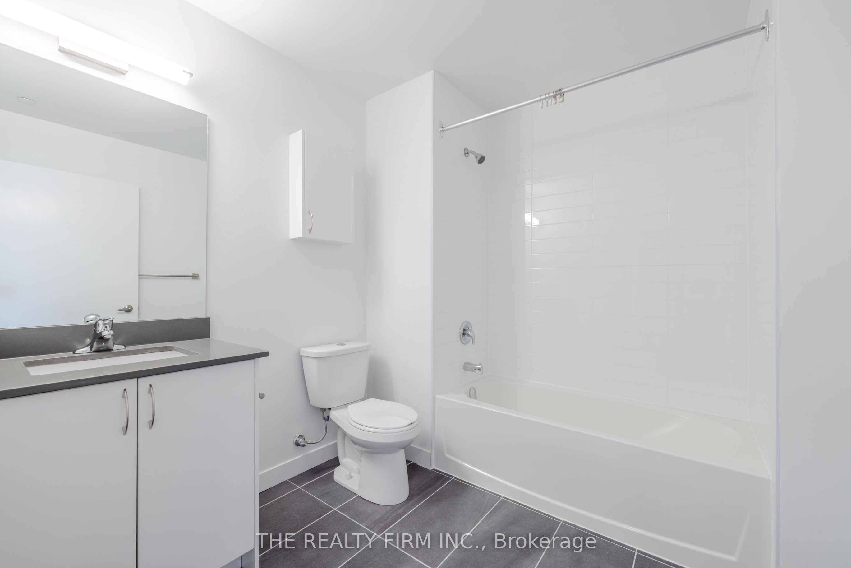375 South Street 224 Property Photo 5