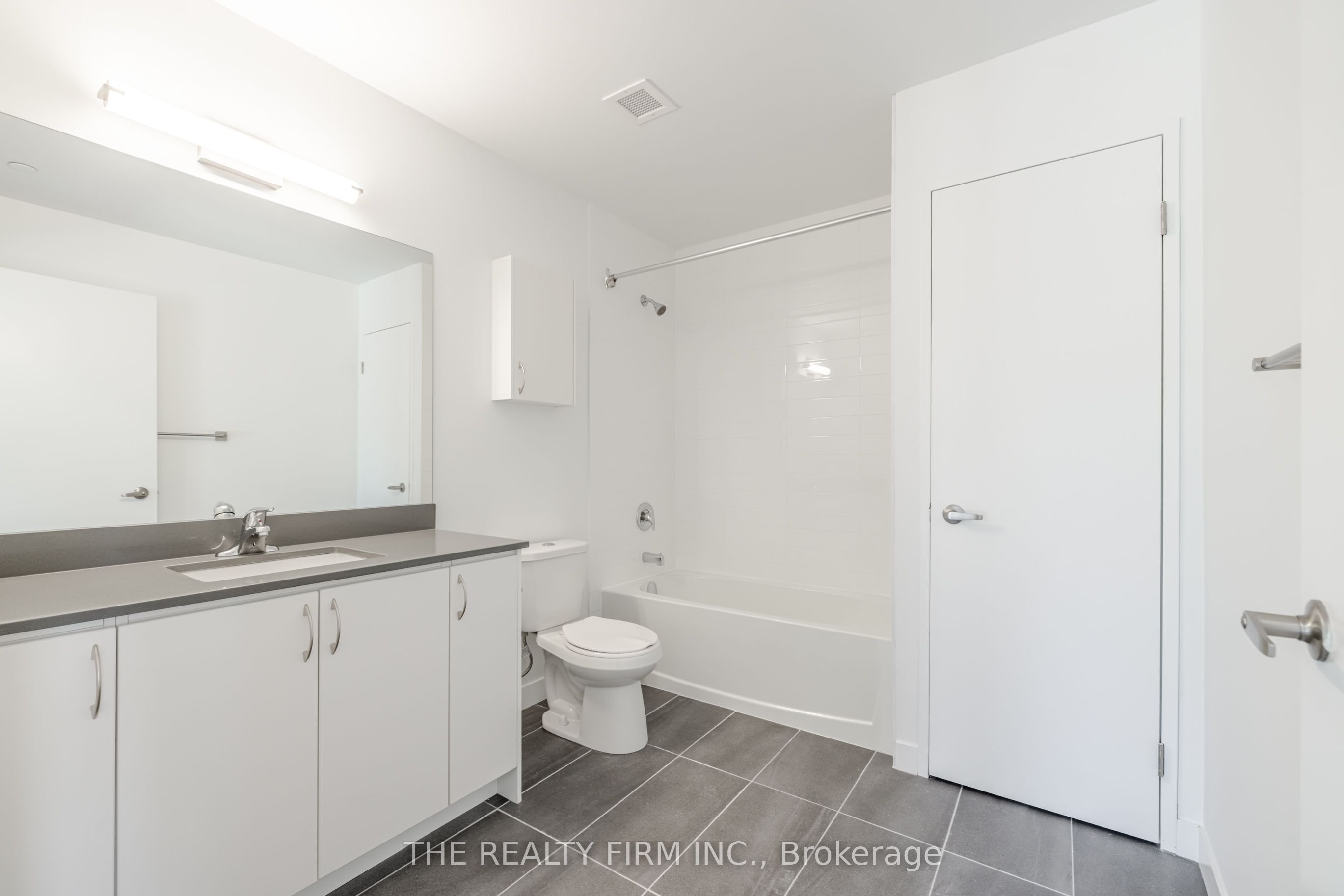 375 South Street 125 Property Photo 7