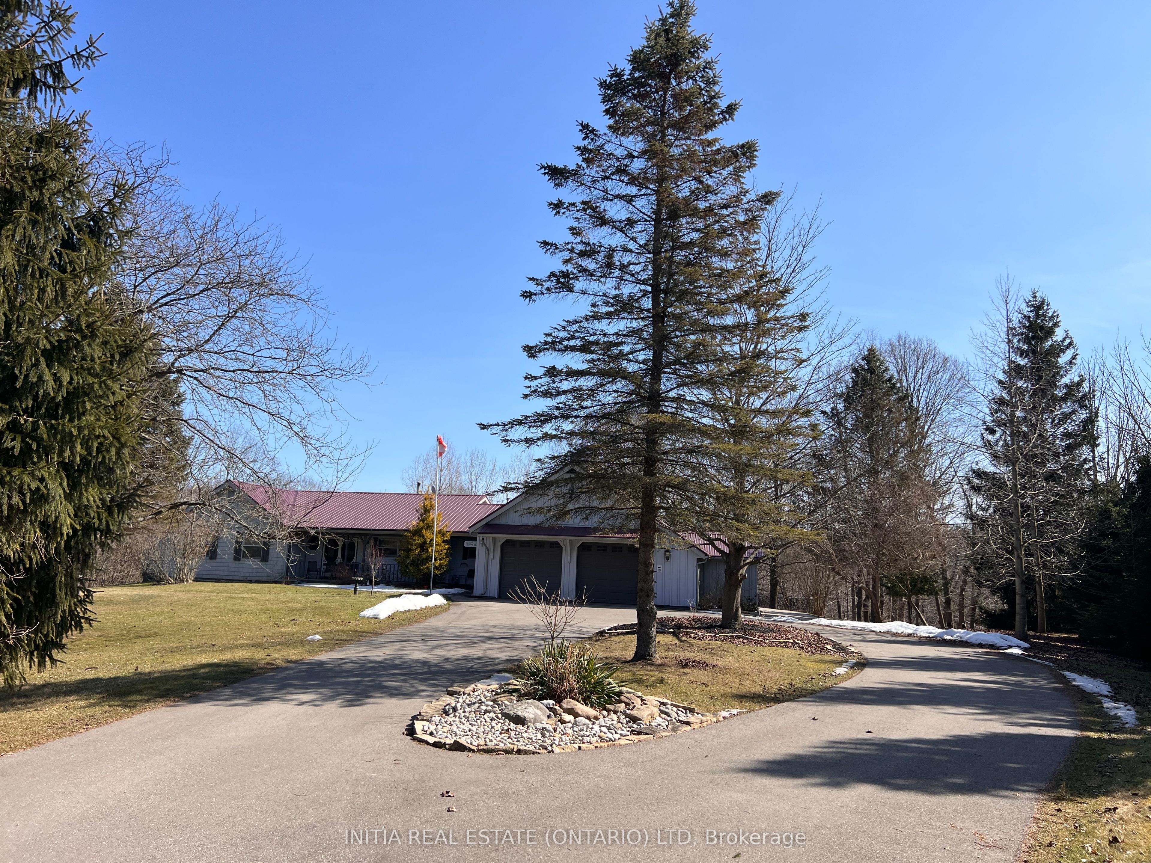 42420 Dexter Line Property Photo
