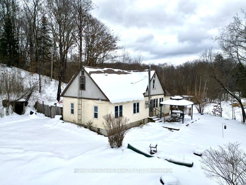 256 Trout Lake Rd Property Photo