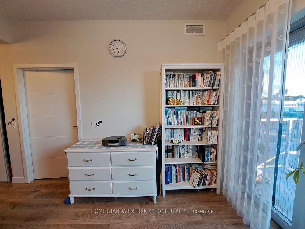 #405 - 60 Frederick Street Property Photo 8