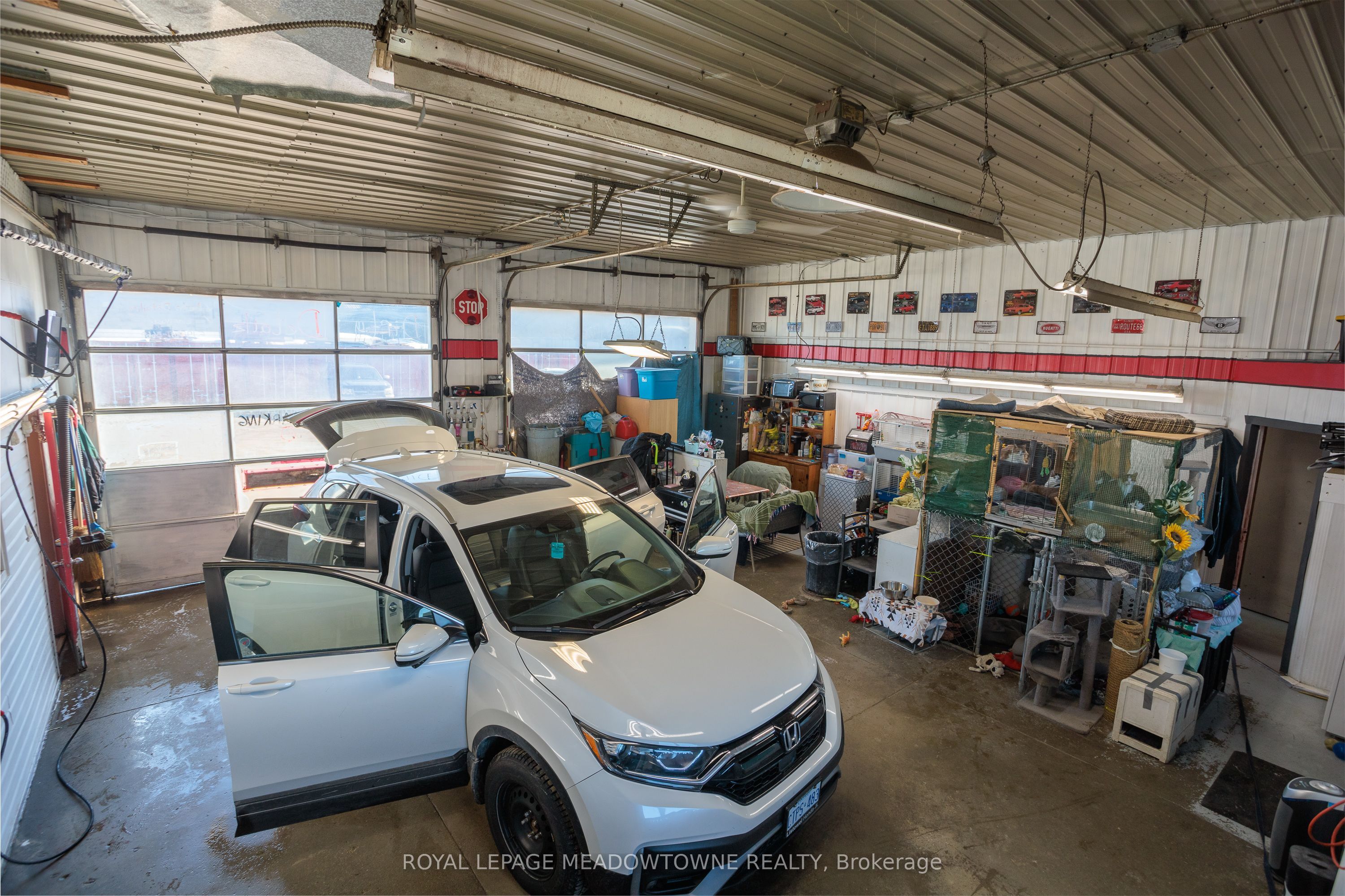 7455 Speers Road Property Photo 8