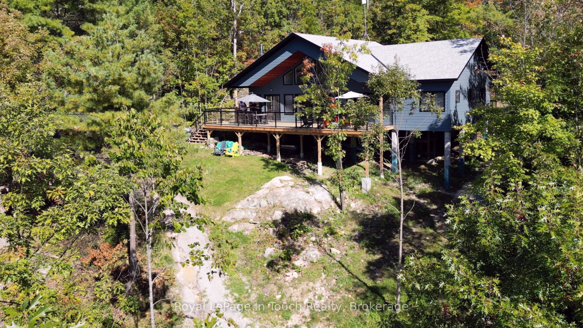 8814 Georgian Bay Shore Property Photo