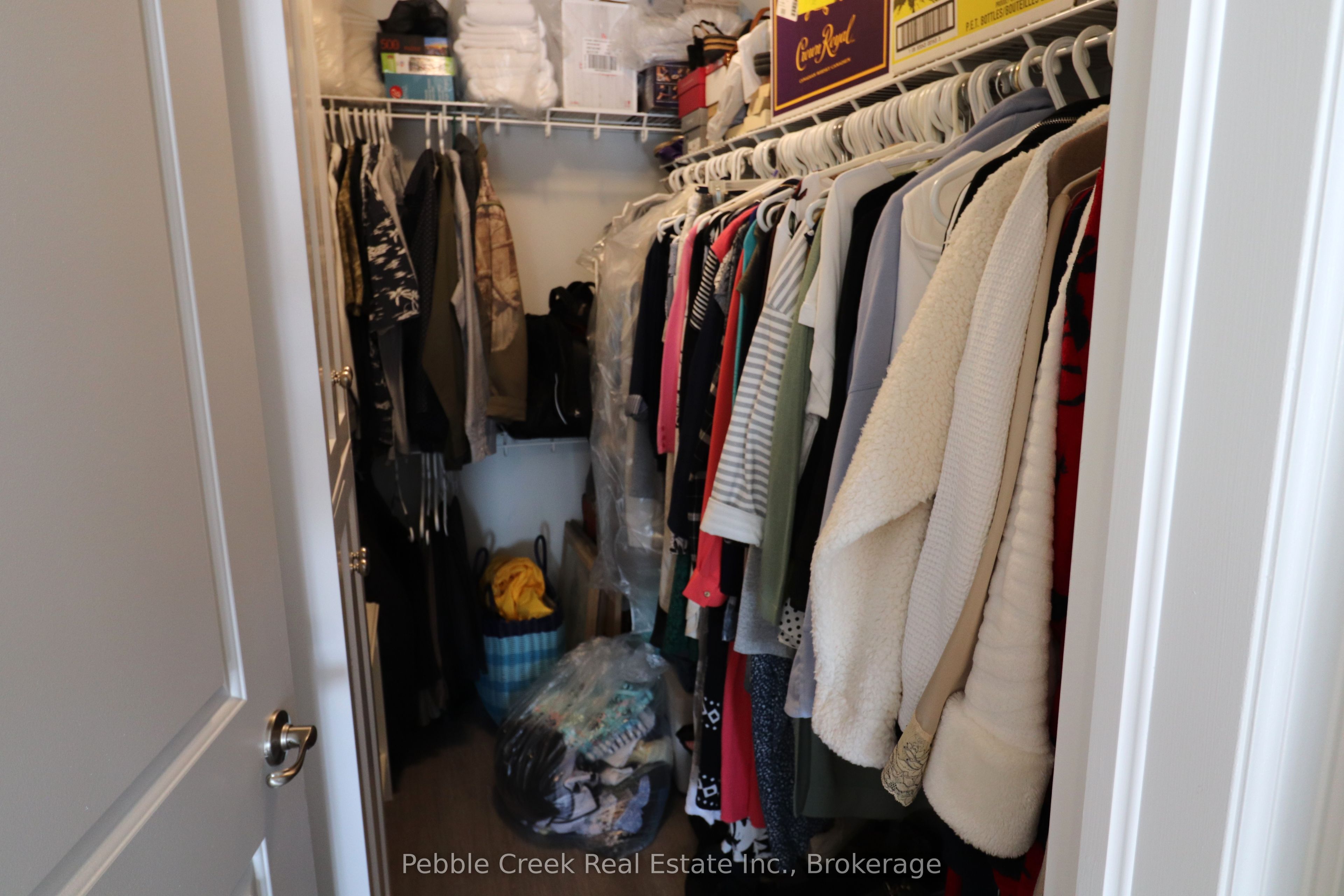 215 Lake Breeze Drive Property Photo 22