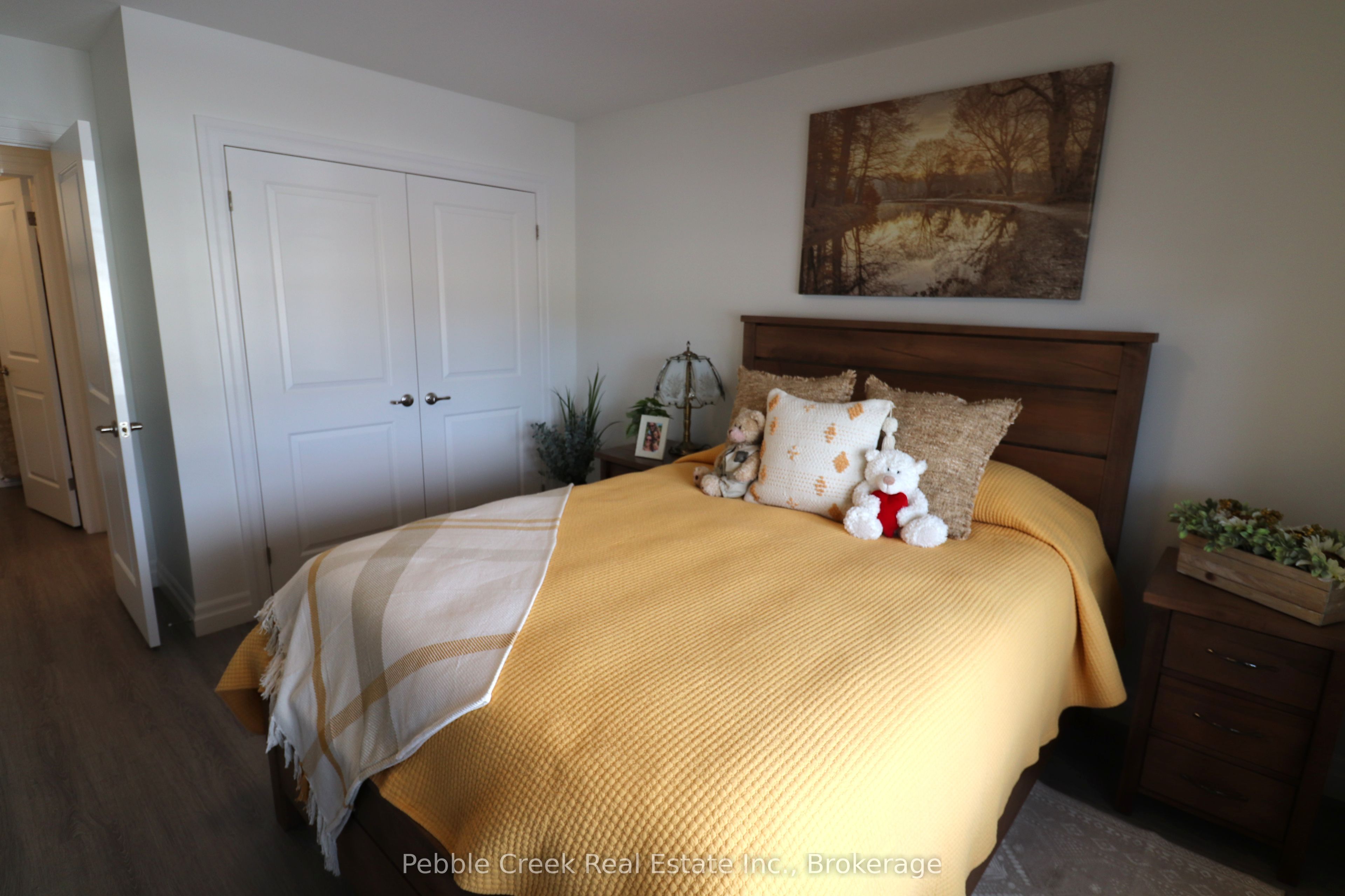 215 Lake Breeze Drive Property Photo 25