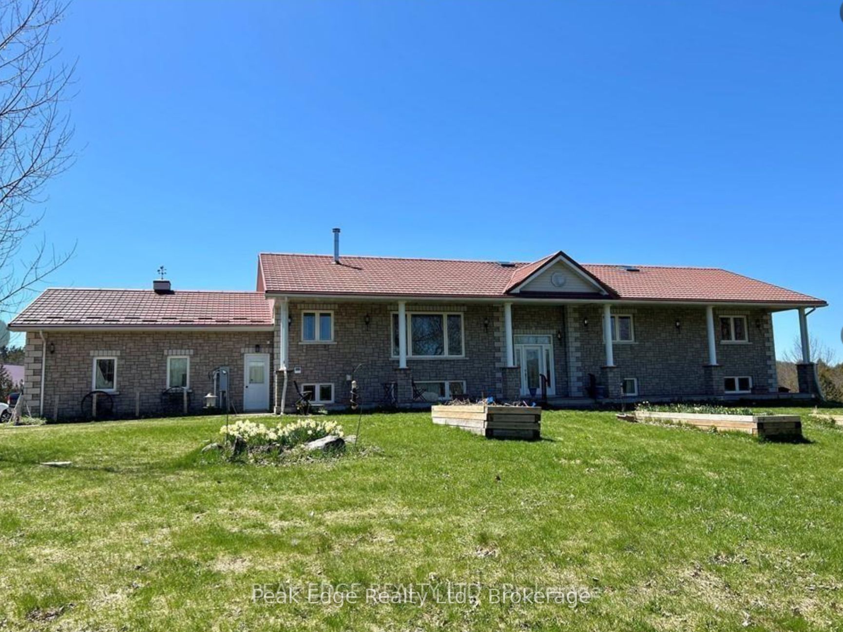 Chatsworth Real Estate Listings Main Image