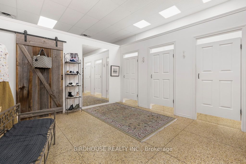 52 King Street Property Photo 20