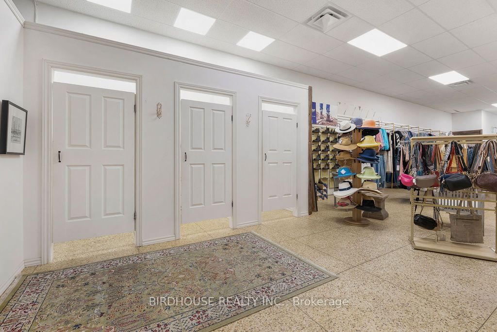 52 King Street Property Photo 21