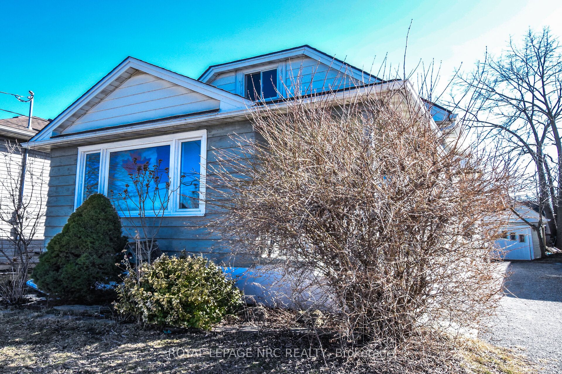 110 Eastchester Avenue Property Photo 1