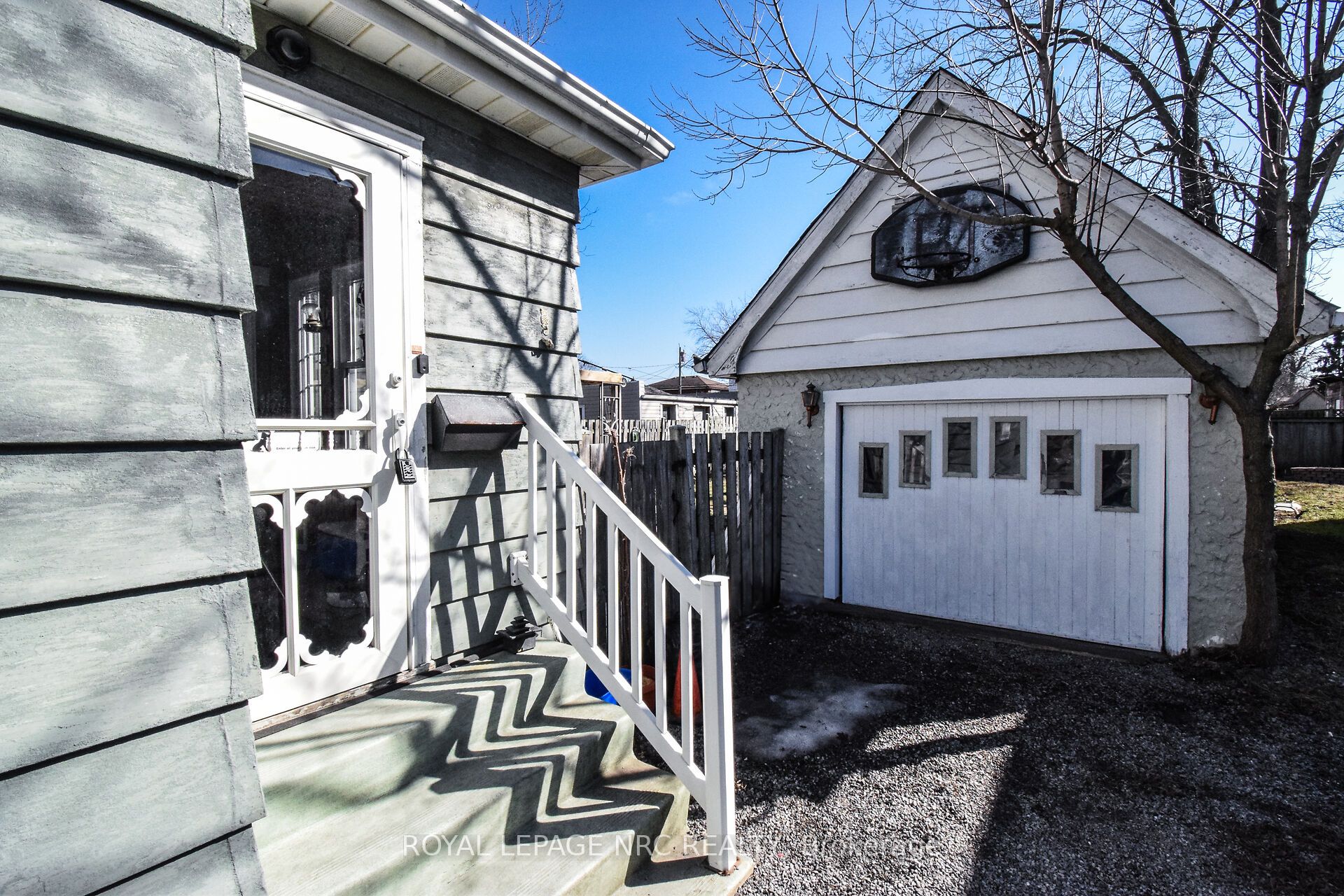 110 Eastchester Avenue Property Photo 3