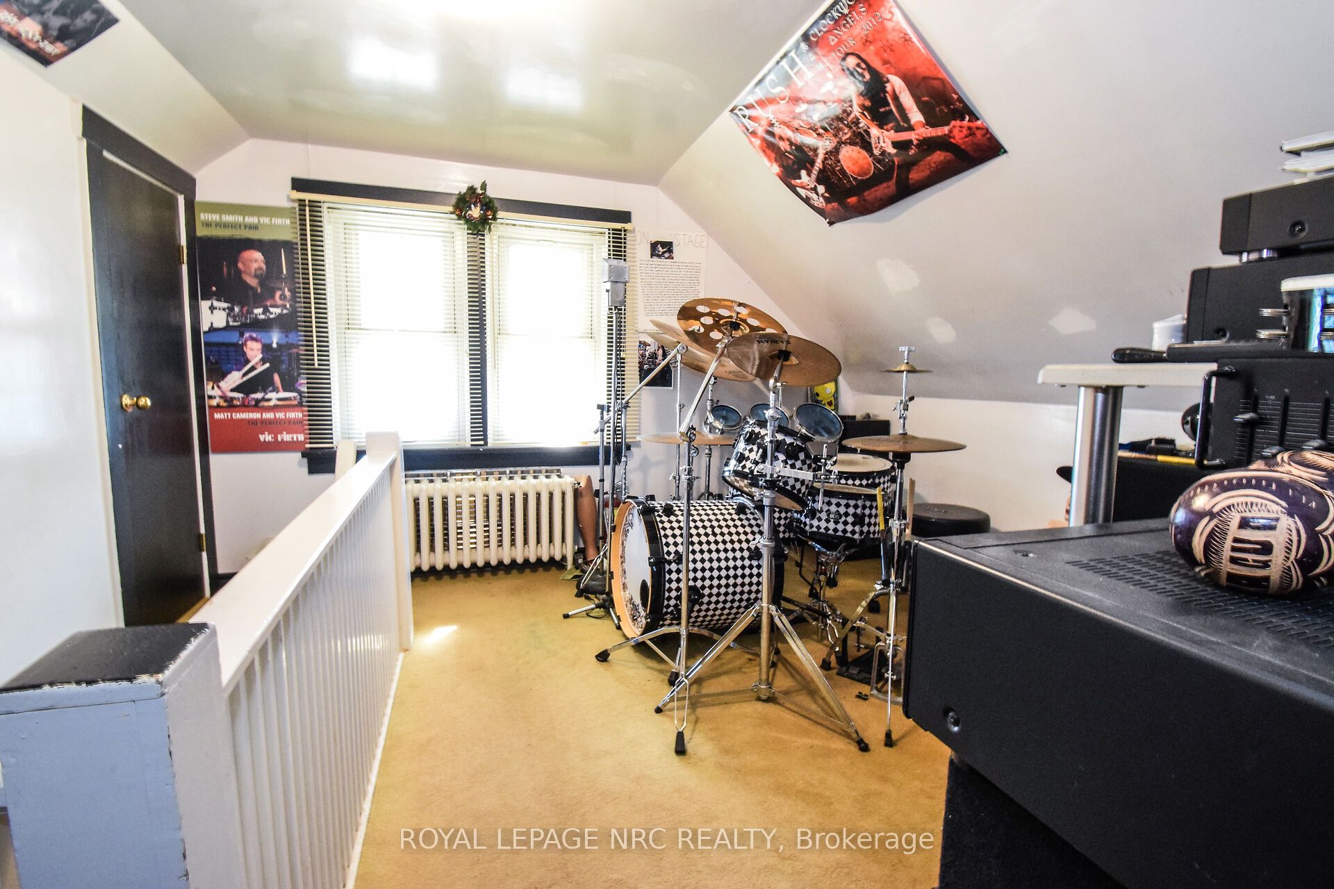 110 Eastchester Avenue Property Photo 24