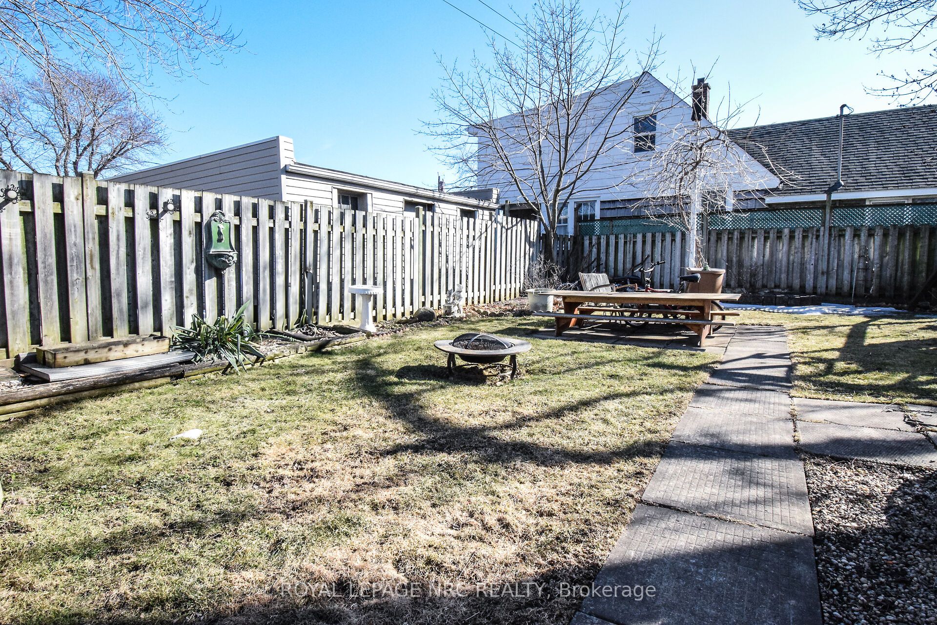 110 Eastchester Avenue Property Photo 32