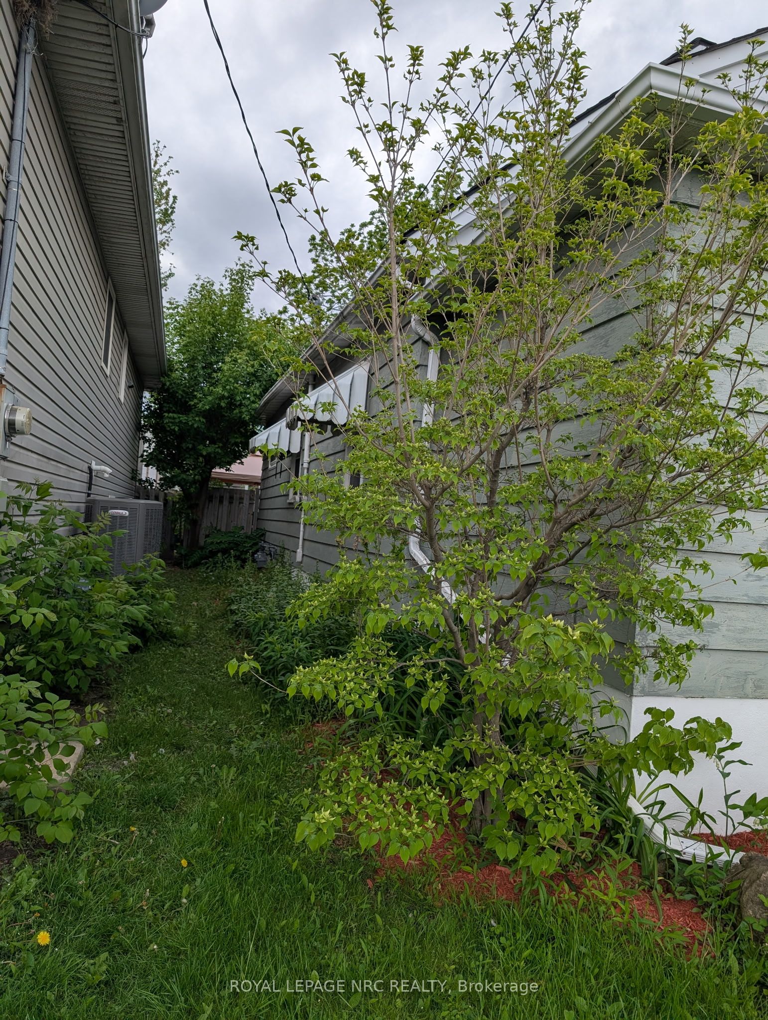 110 Eastchester Avenue Property Photo 39