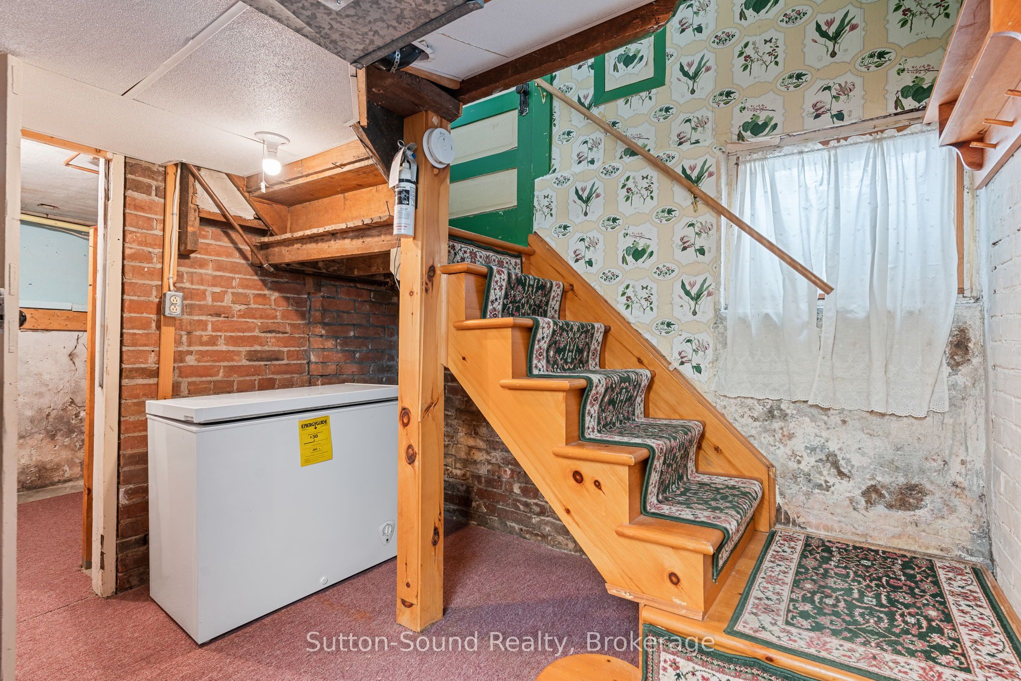 980 3rd Avenue W Property Photo 31