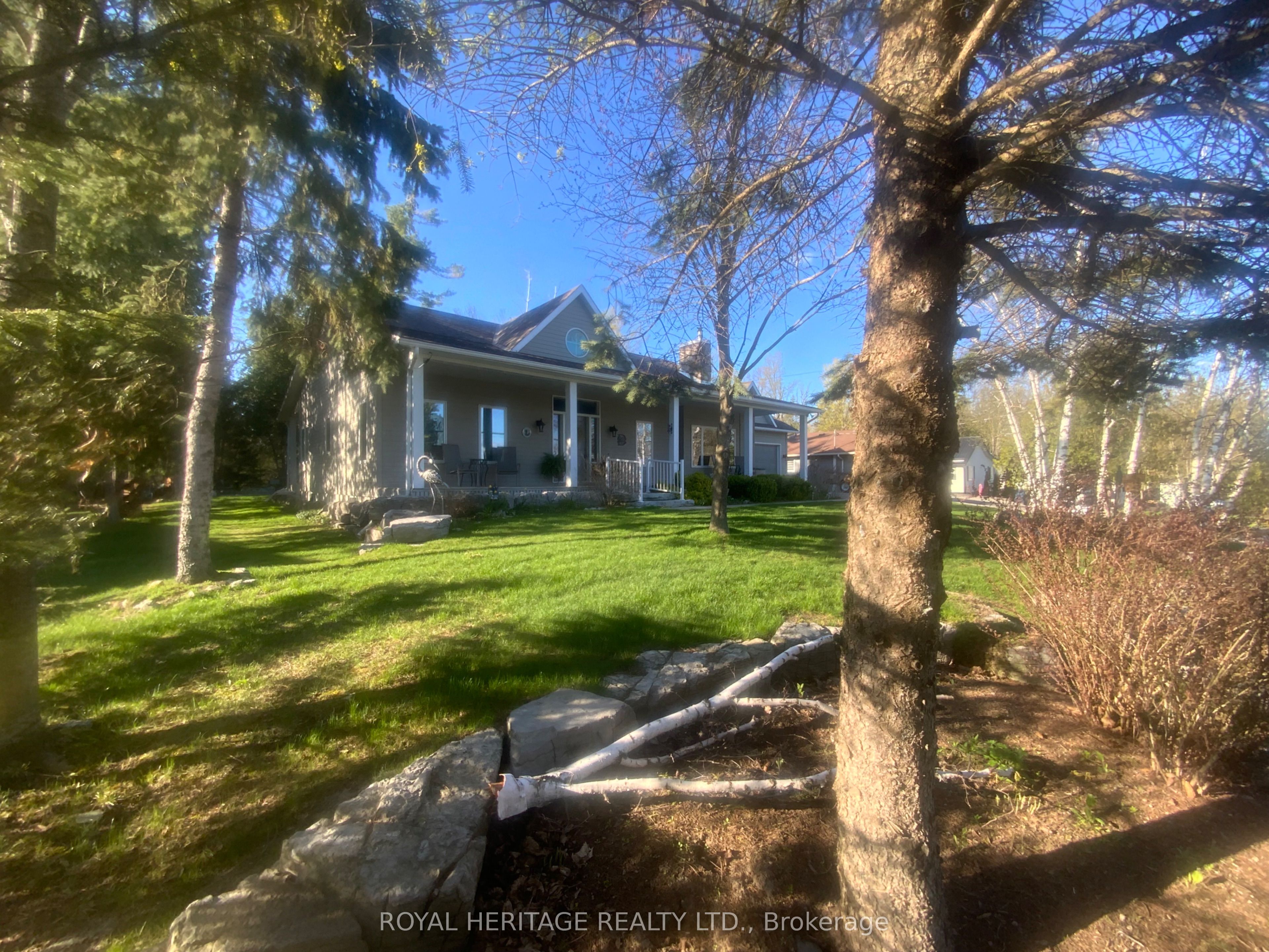 162 Riverside Drive Property Photo 2