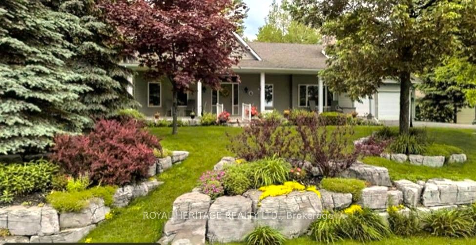 162 Riverside Drive Property Photo 3