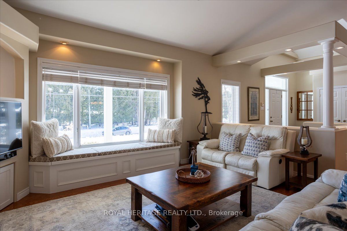 162 Riverside Drive Property Photo 8